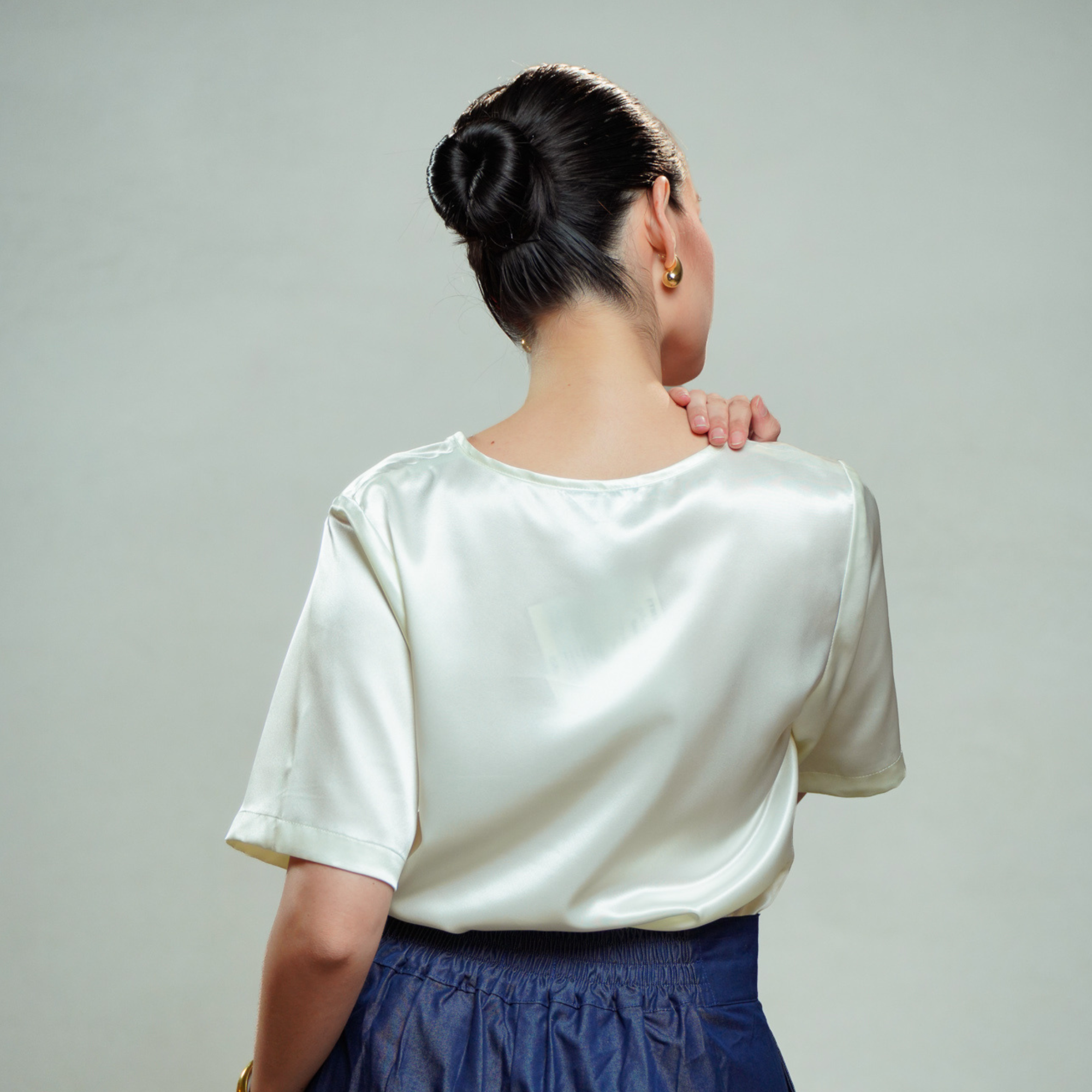 On-hand item: White Silk Cotton Top with Sleeves