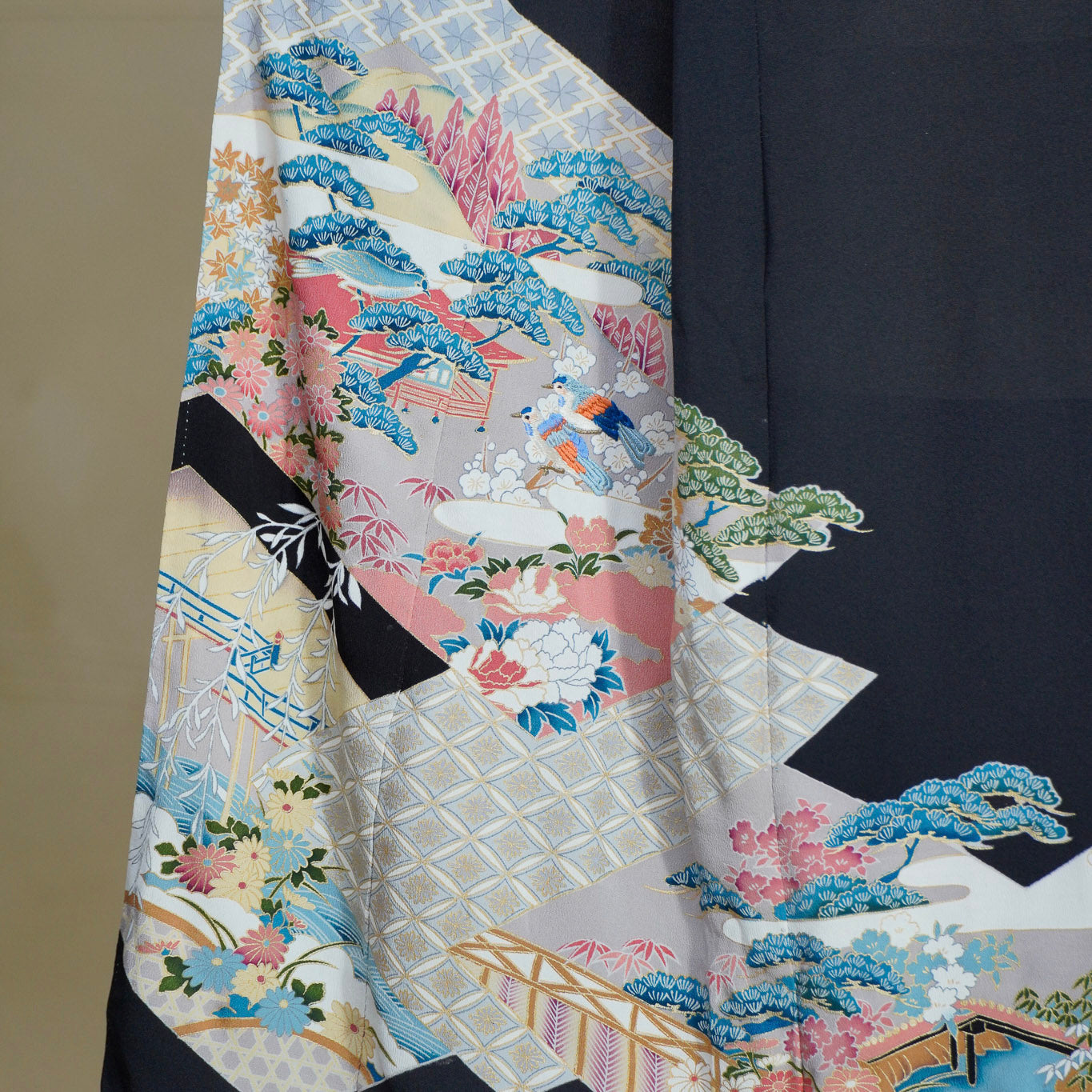 Pre-Birthday Fabric premium bonus!: REG0827-50 | Ivory Landscapes