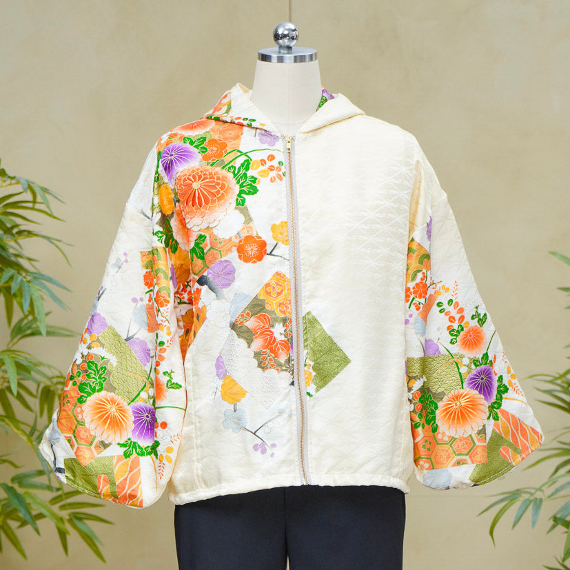 8k Hoodies On-hand: Cream Hoodie With Zipper | HWZ7894Y