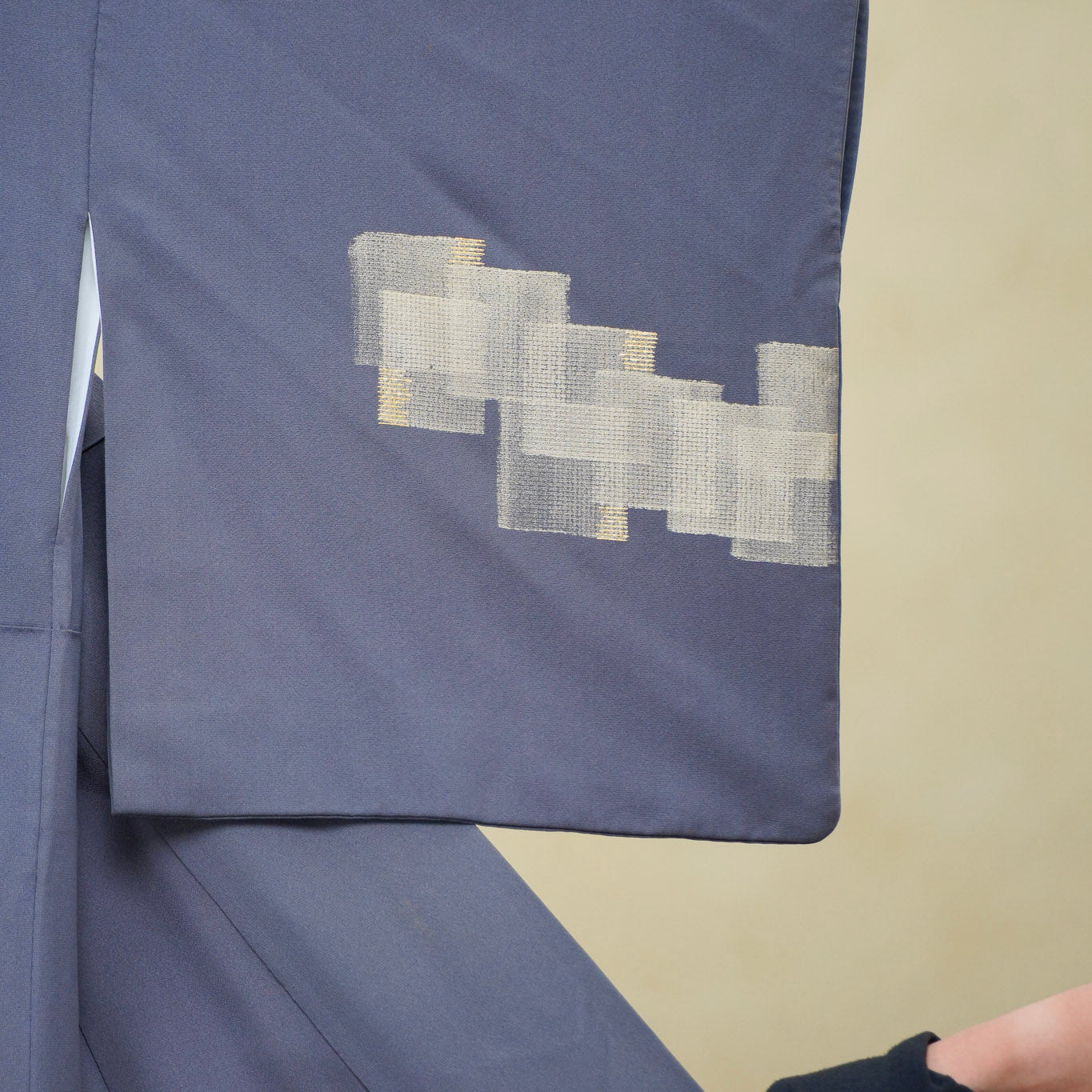 Premium Bai Fabric: 0801_09 | River of Silver | Nice Deep Color
