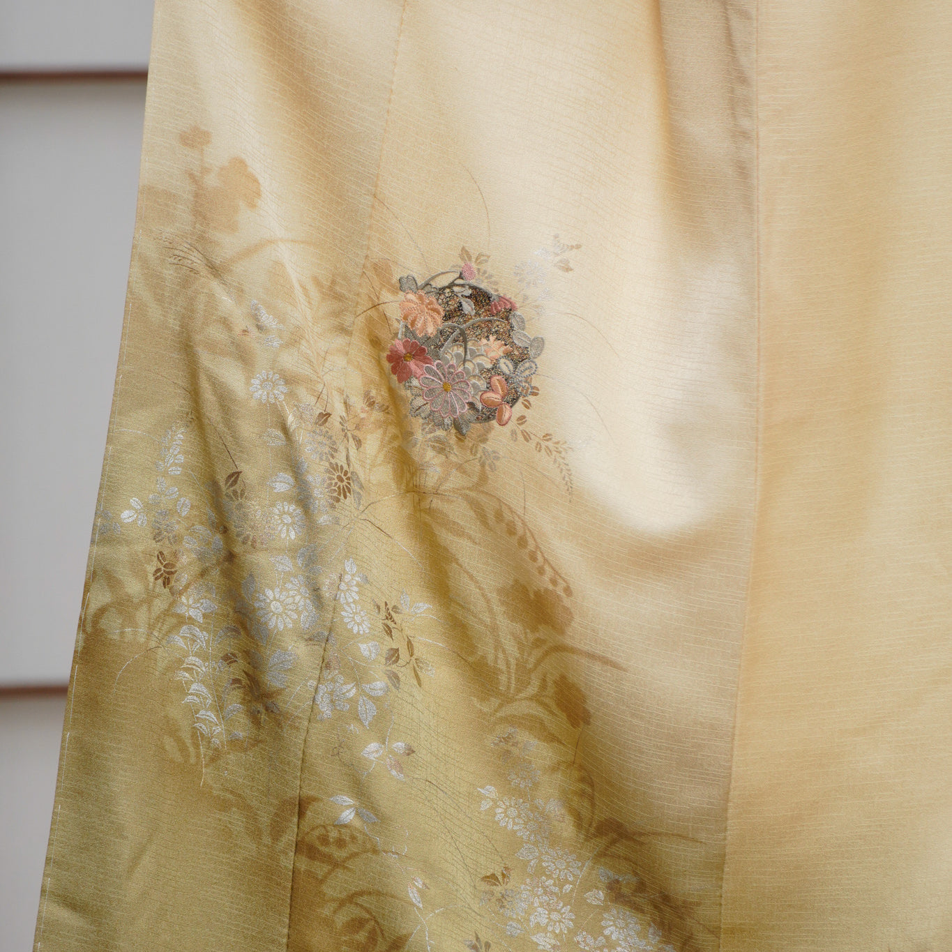 Bai Fabric: 0630_32 | Beige Bloom