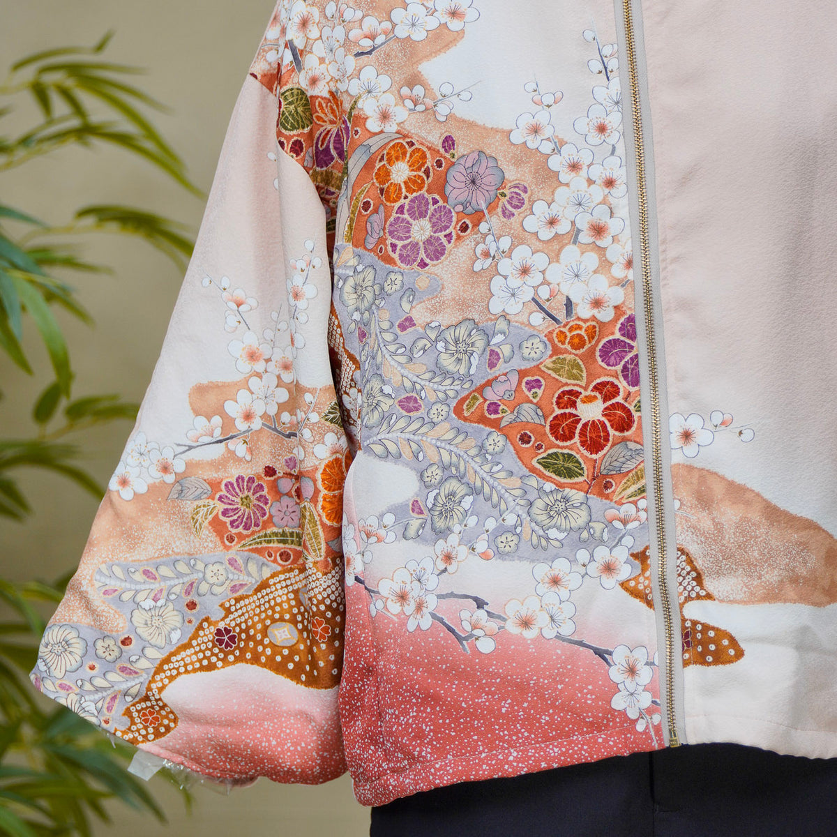 Premium On-hand: Cream Hoodie With Zipper (One Size) | HWZ7890Y