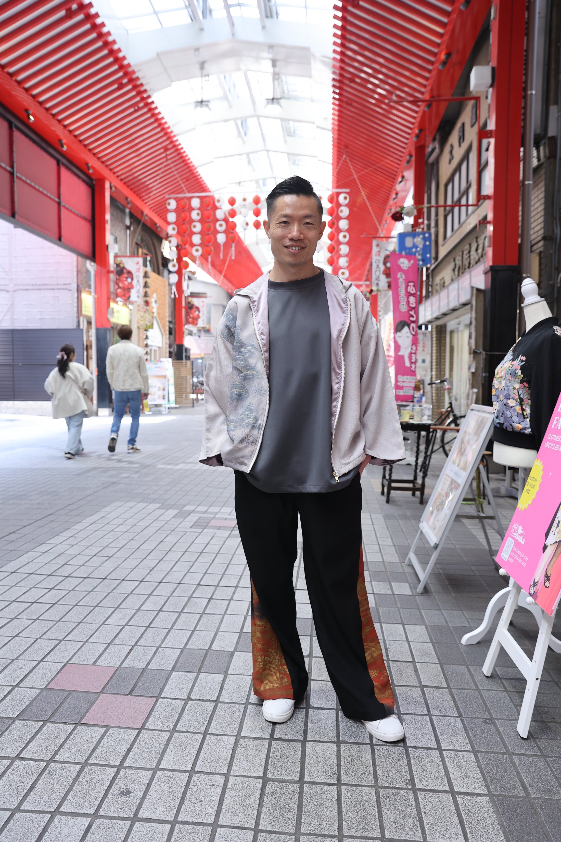 Ap10 On-hand: Hoodie with zipper FREE SIZE : Nagoya Popup Harry