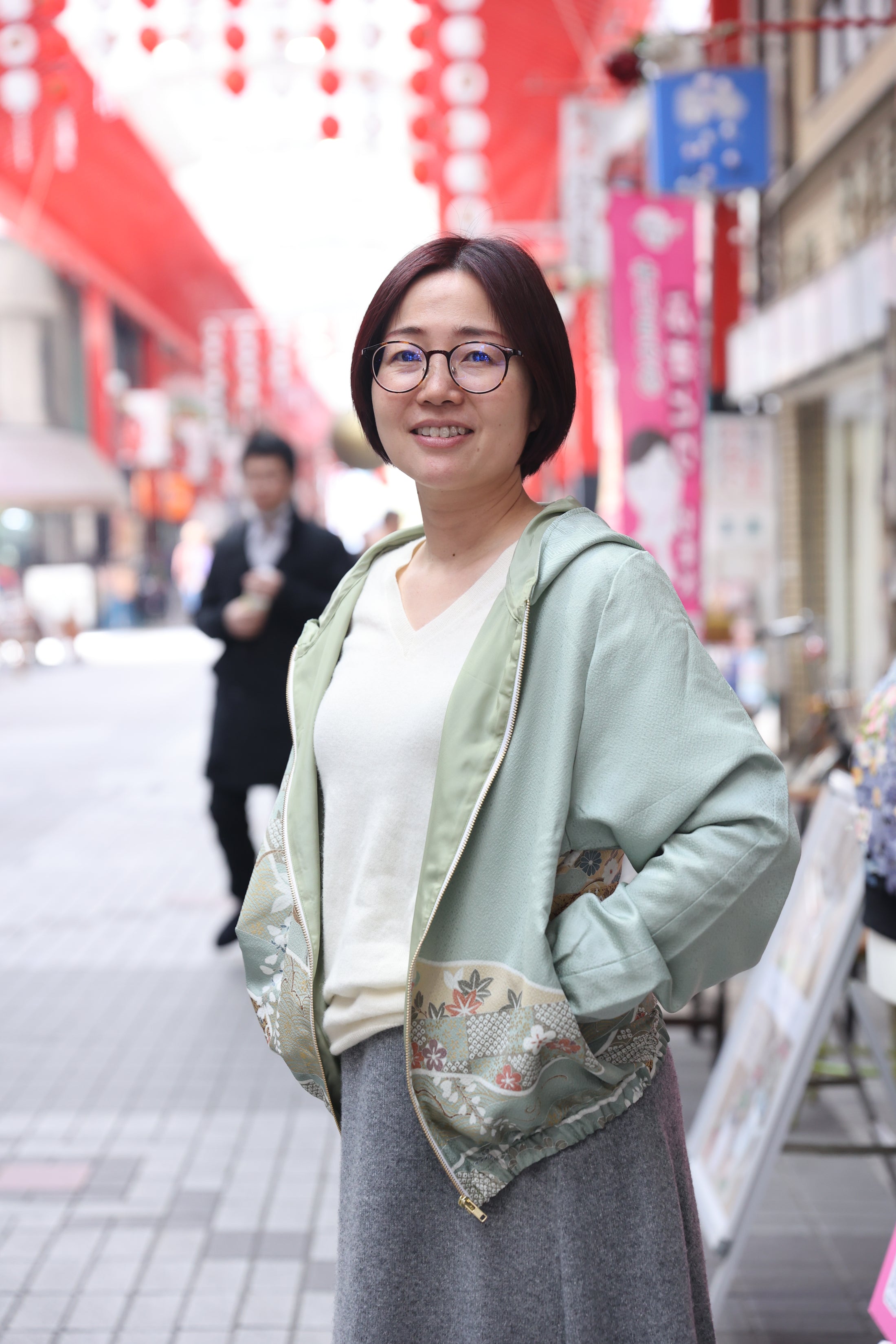 Ap10 On-hand: ZH0403 | Mint Green Zipped Hoodie | M