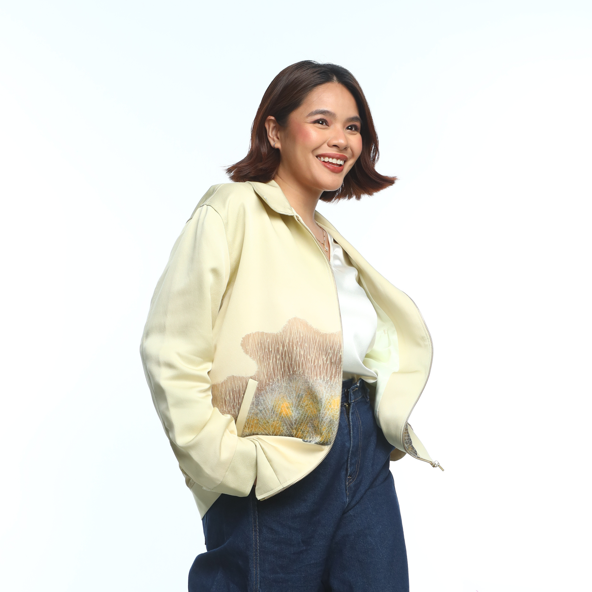 On-hand item: Zipped Up Short Jacket Cream | SHIP in 1-3 weeks