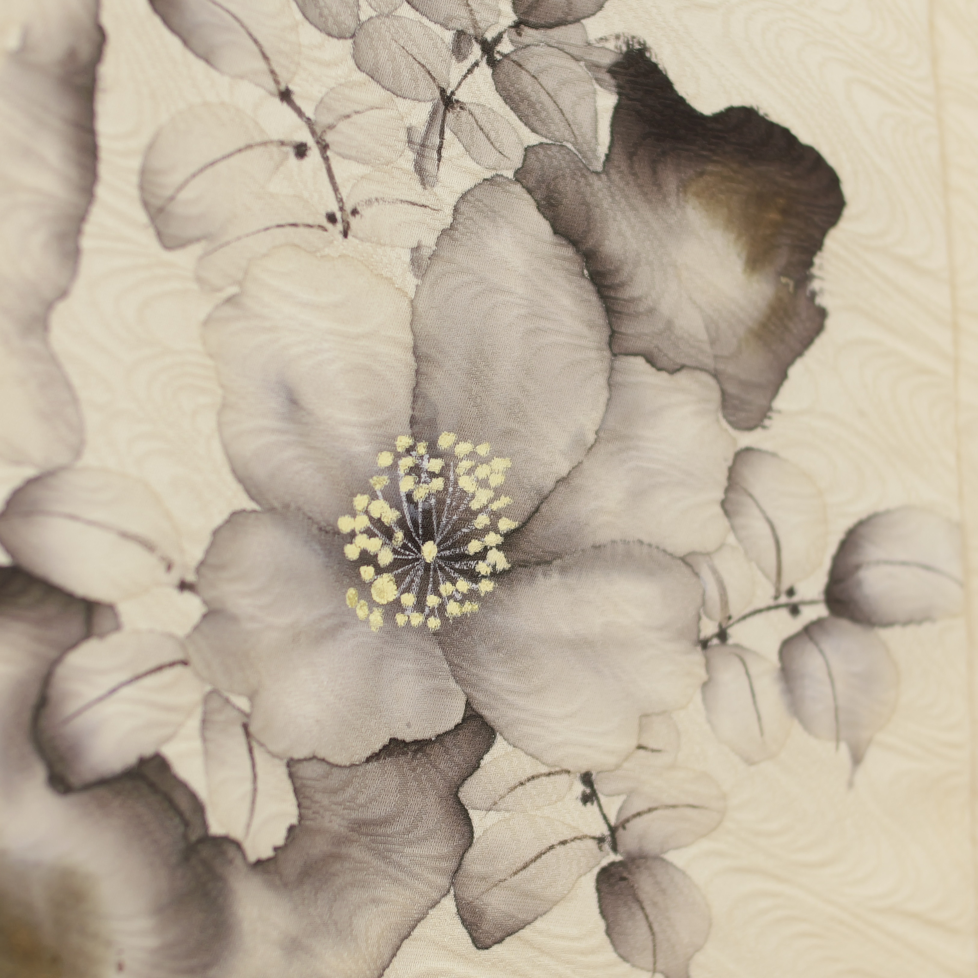 NALB - (No Art Left Behind) Fabric: 0126NALB-04 | Cream flowers