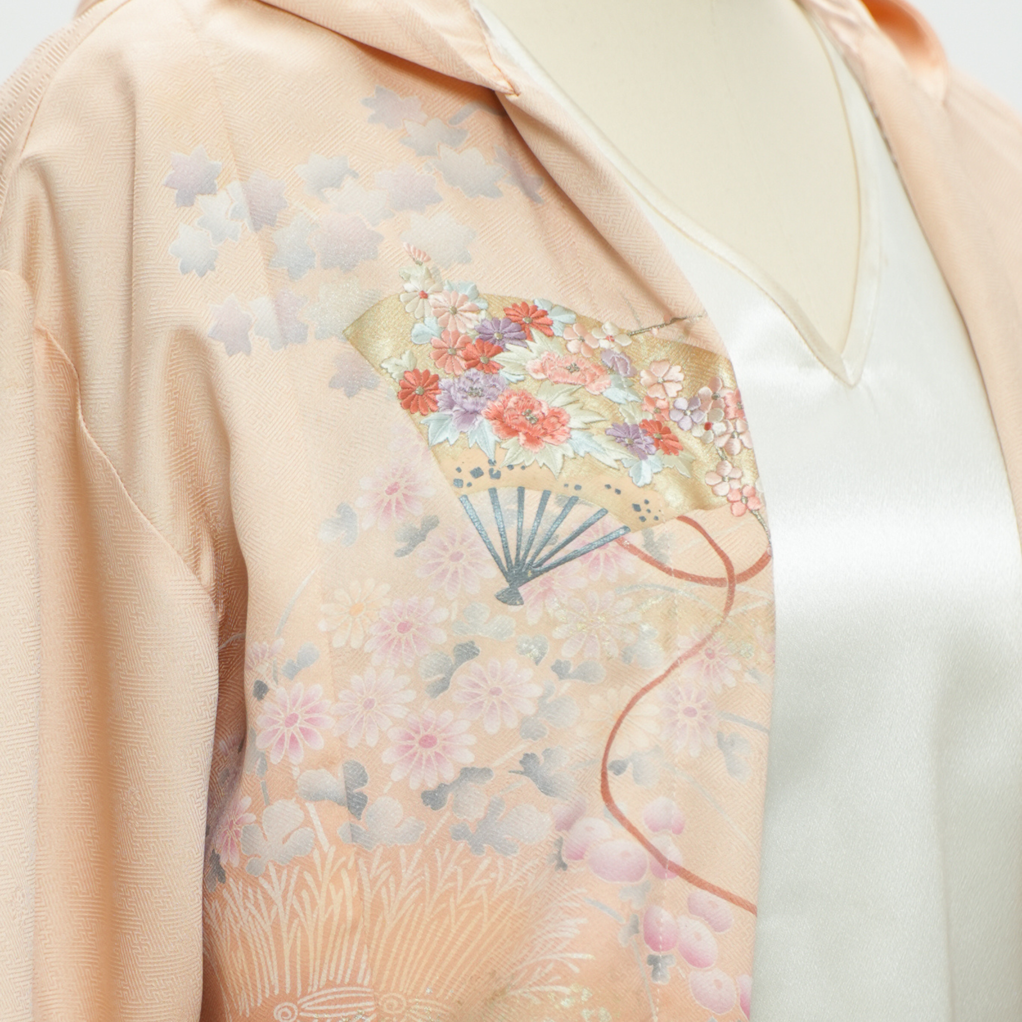 Premium On-hand item: Cream Kodomo Hoodie | HK7815