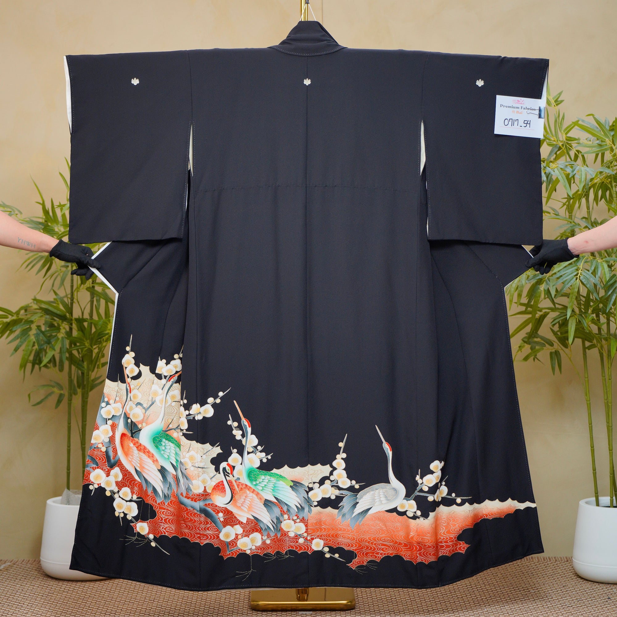 Bai Fabric: 0717_54 | Cranes and Blossom