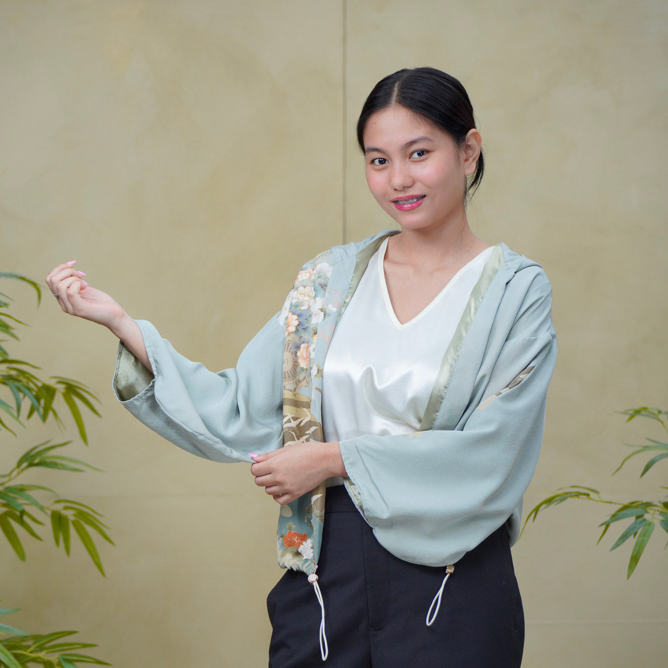 Premium On hand: Green Kodomo Hoodie | HK8089Y | Small
