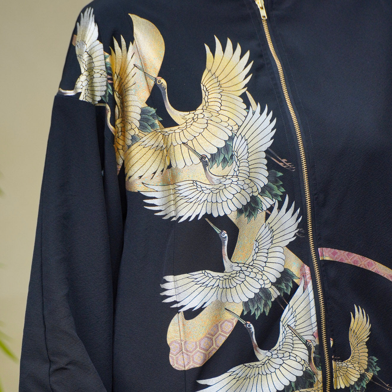 On-hand: Black Hoodie With Zipper | HWZ8258M