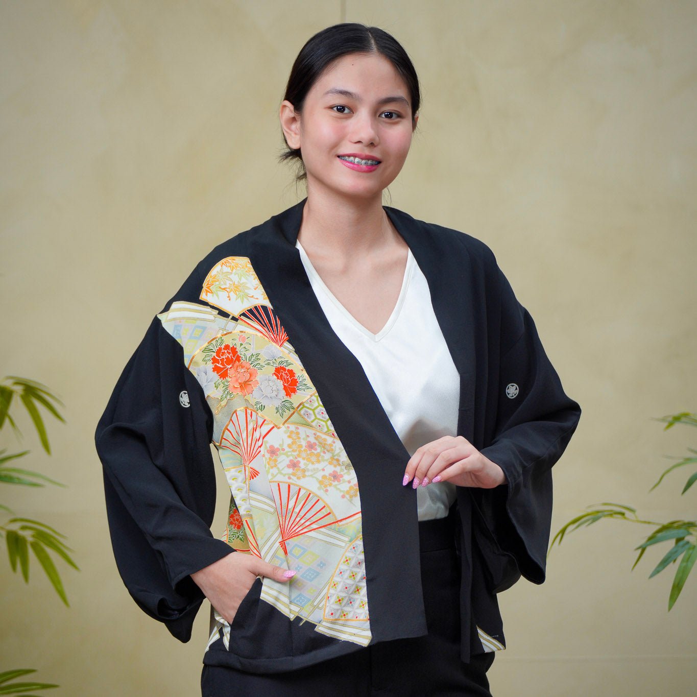 (RH) On-hand item: Black Blazer | 1P | B6524Y