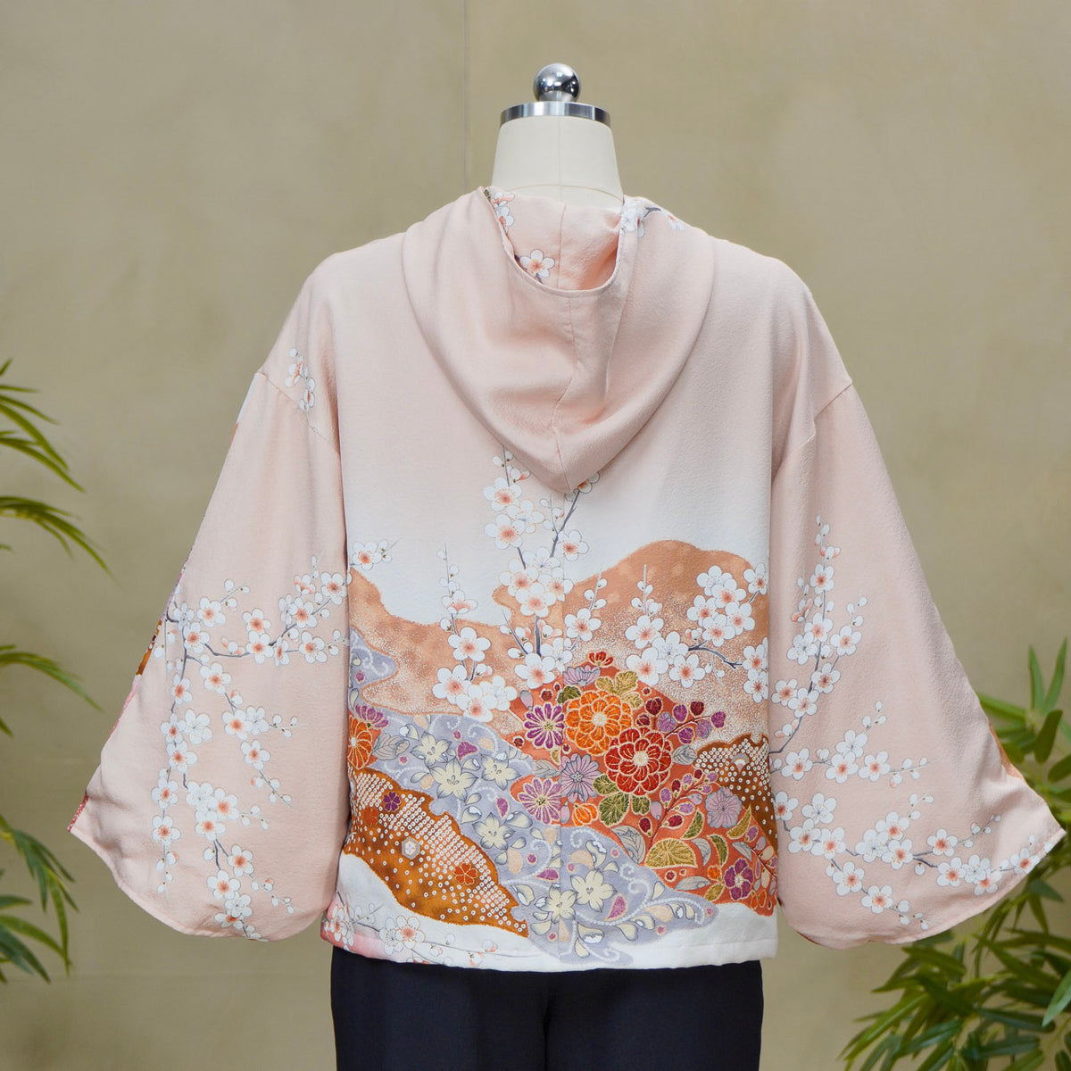 Premium On-hand: Cream Hoodie With Zipper (One Size) | HWZ7890Y