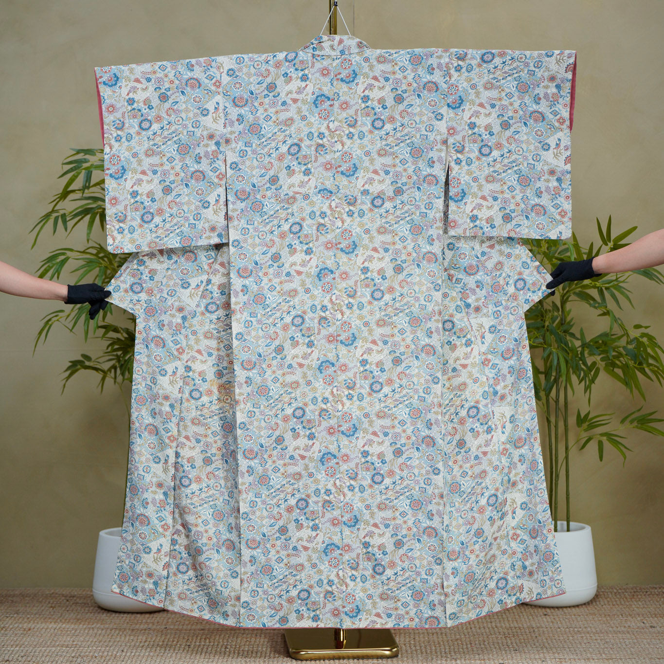 Pre-Birthday Fabric premium bonus!: REG0827-52 | Powder Blossoms