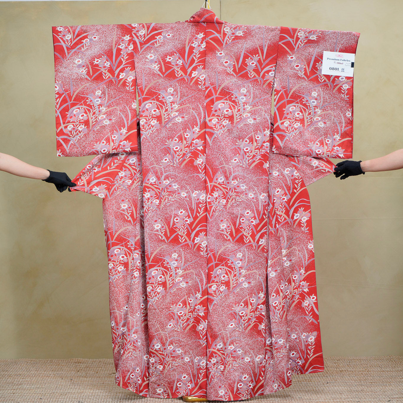 Premium Sho Fabric: 0801_11 | Scarlet Serenade