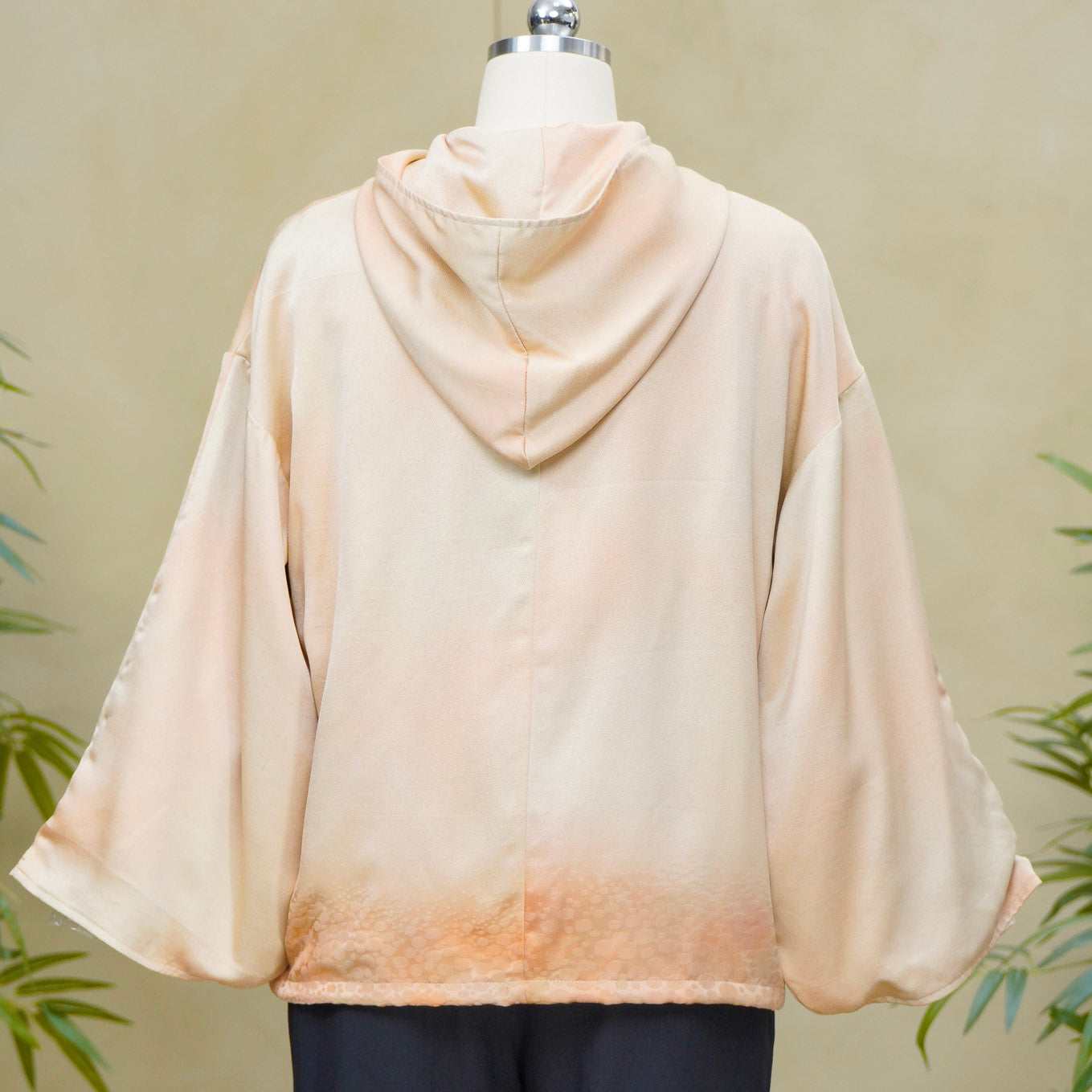 8k Hoodies On-hand: Cream Hoodie With Zipper | HWZ7824Y