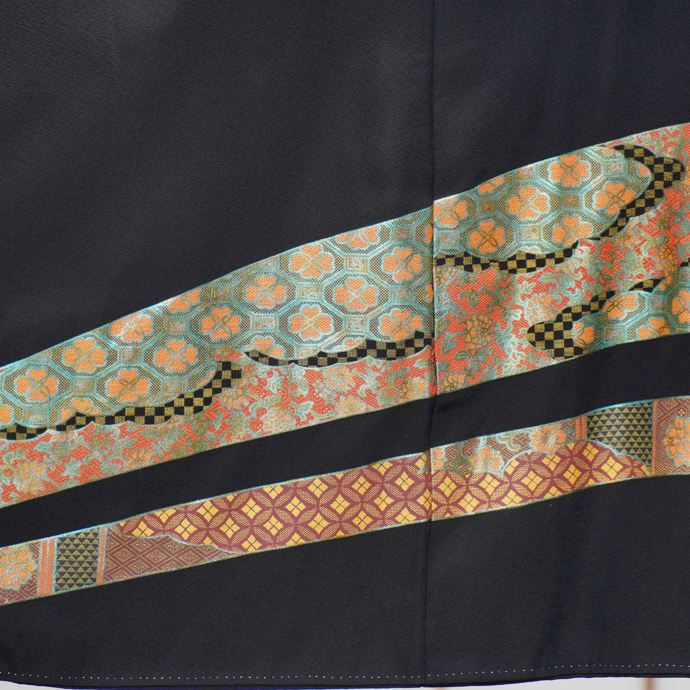 Premium Sho Fabric: 0625_18 | Golden Birds Soaring