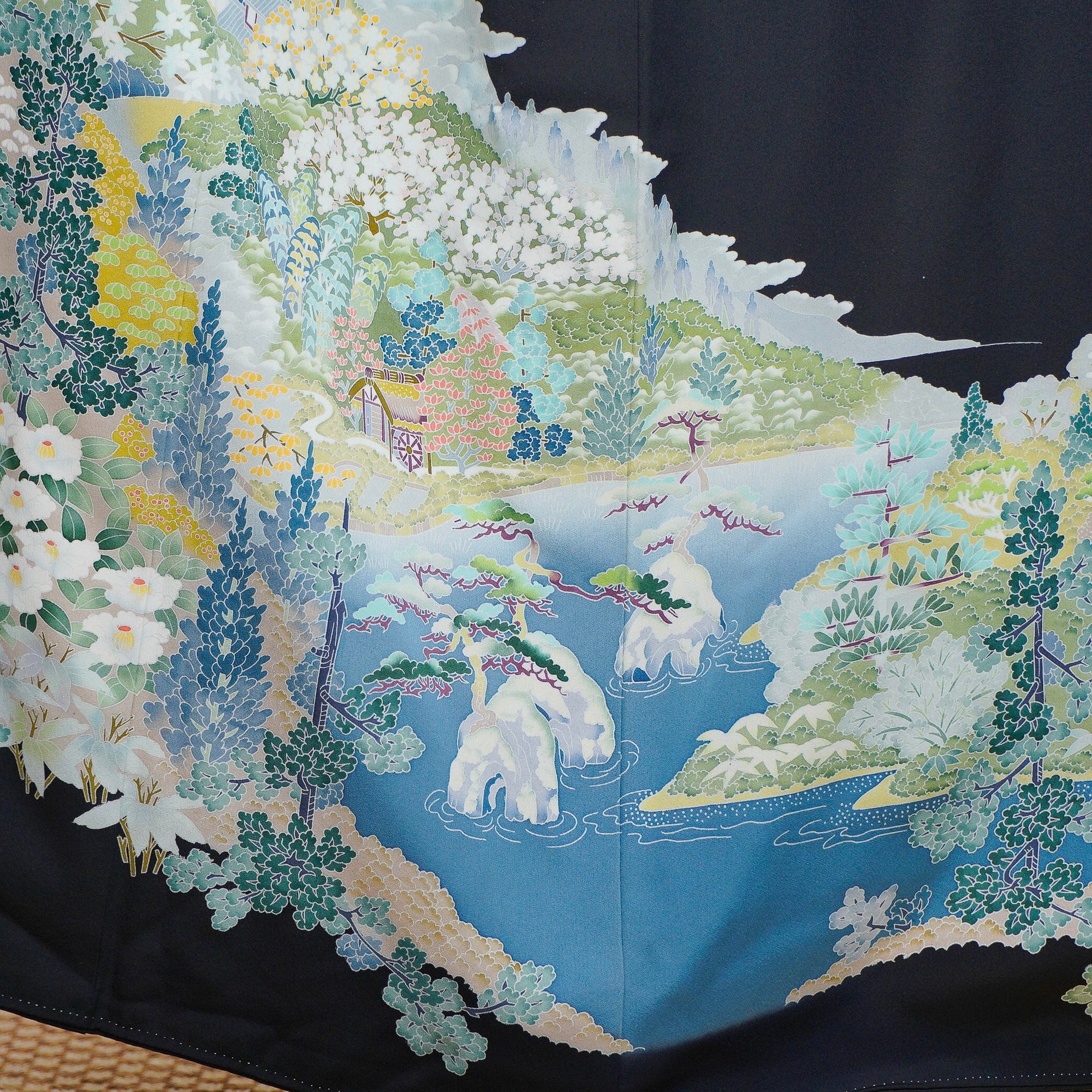 Premium Sho Fabric: 0714_18 | Flowing Fantasy