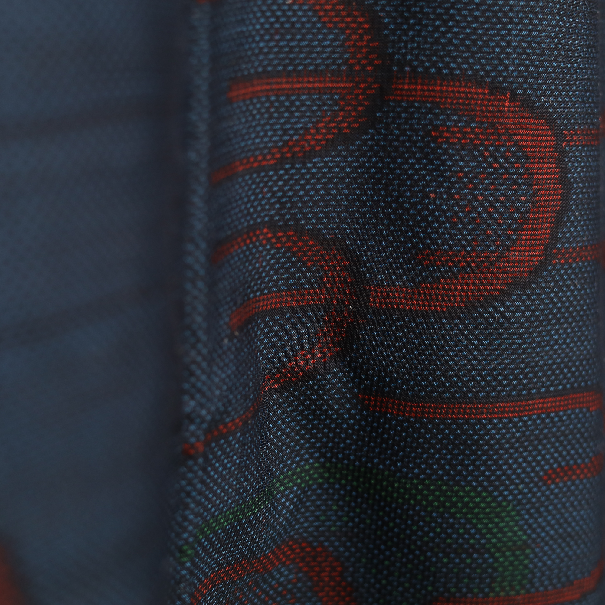DrawJS35/Premium Indigo Oshima: A Calm Pattern