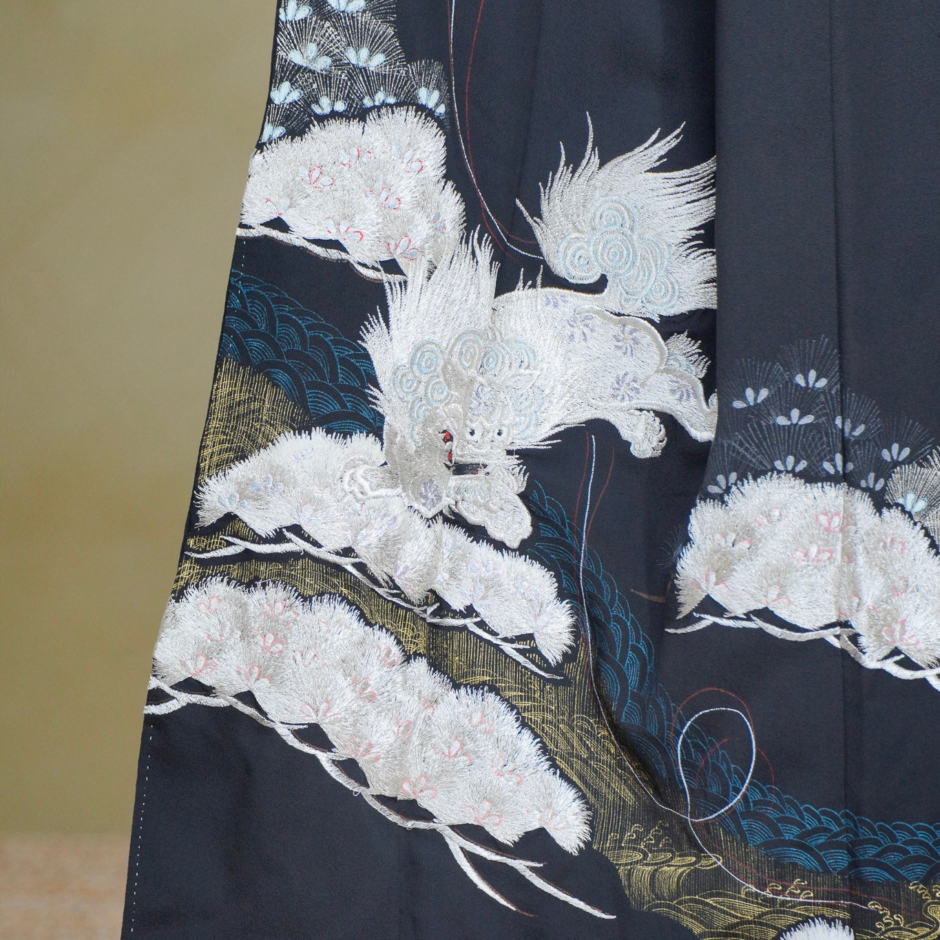 Premium Sho Fabric: 0801_12 | Ivory Guardian Shishi
