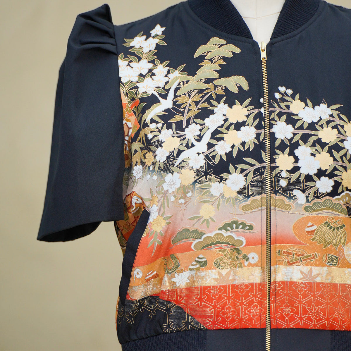 Premium On-hand item: Filipiniana Bomber Jacket | Black | FBJ8612M | Large