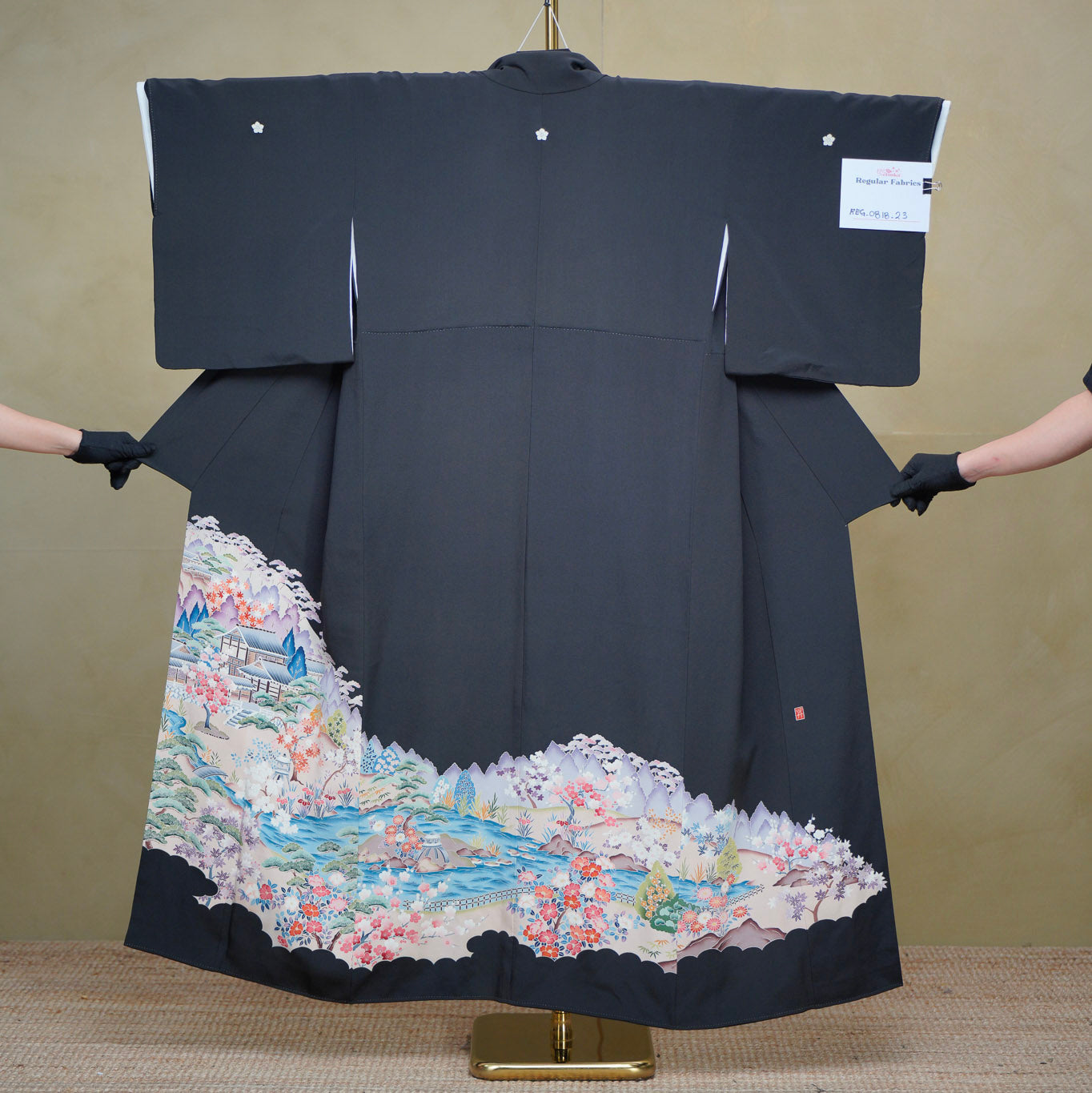 Chiku Fabric: 0818_23 | Garden Waters - Yuzen!
