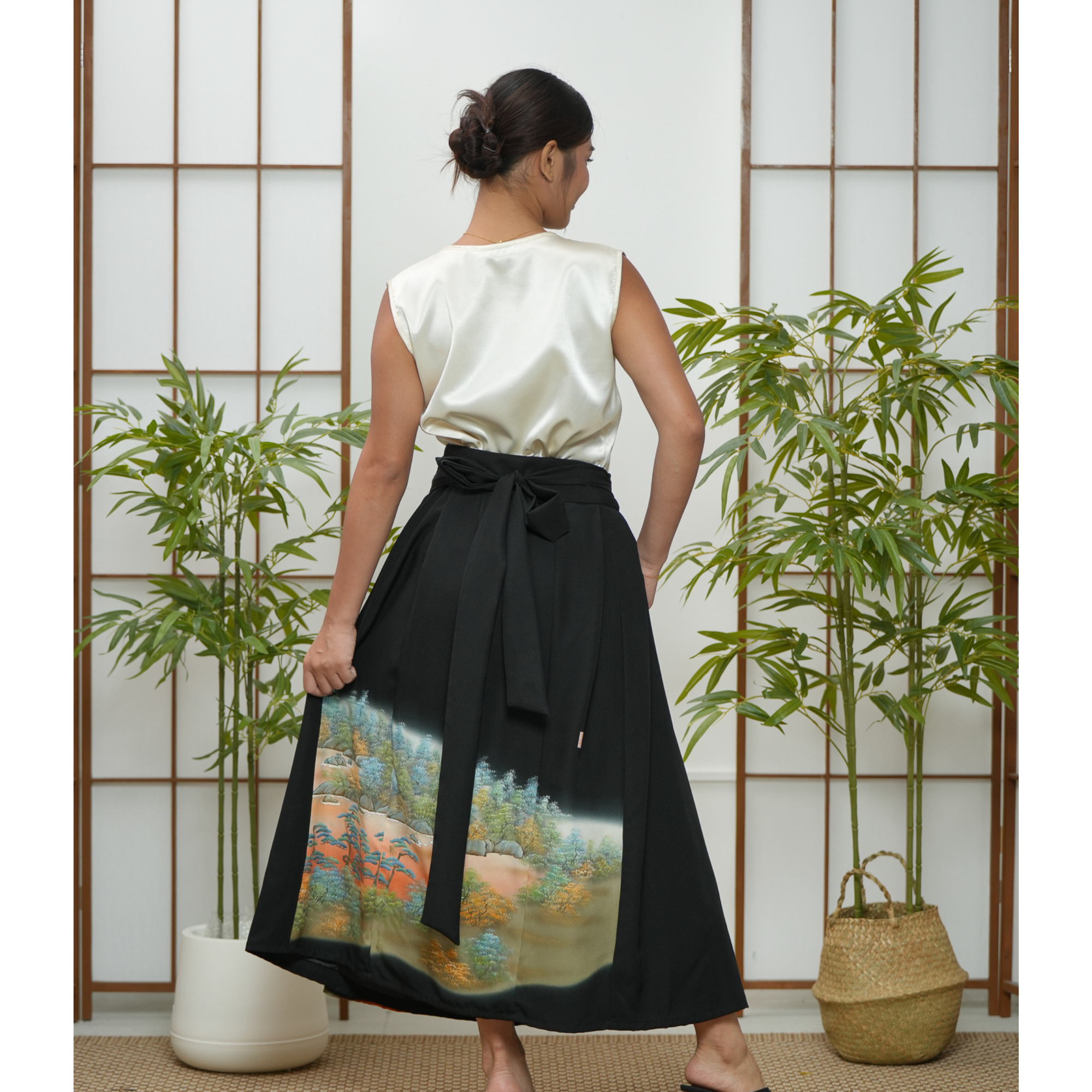 Premium On-hand: Black Hanbok Skirt | HS7744M | 1P