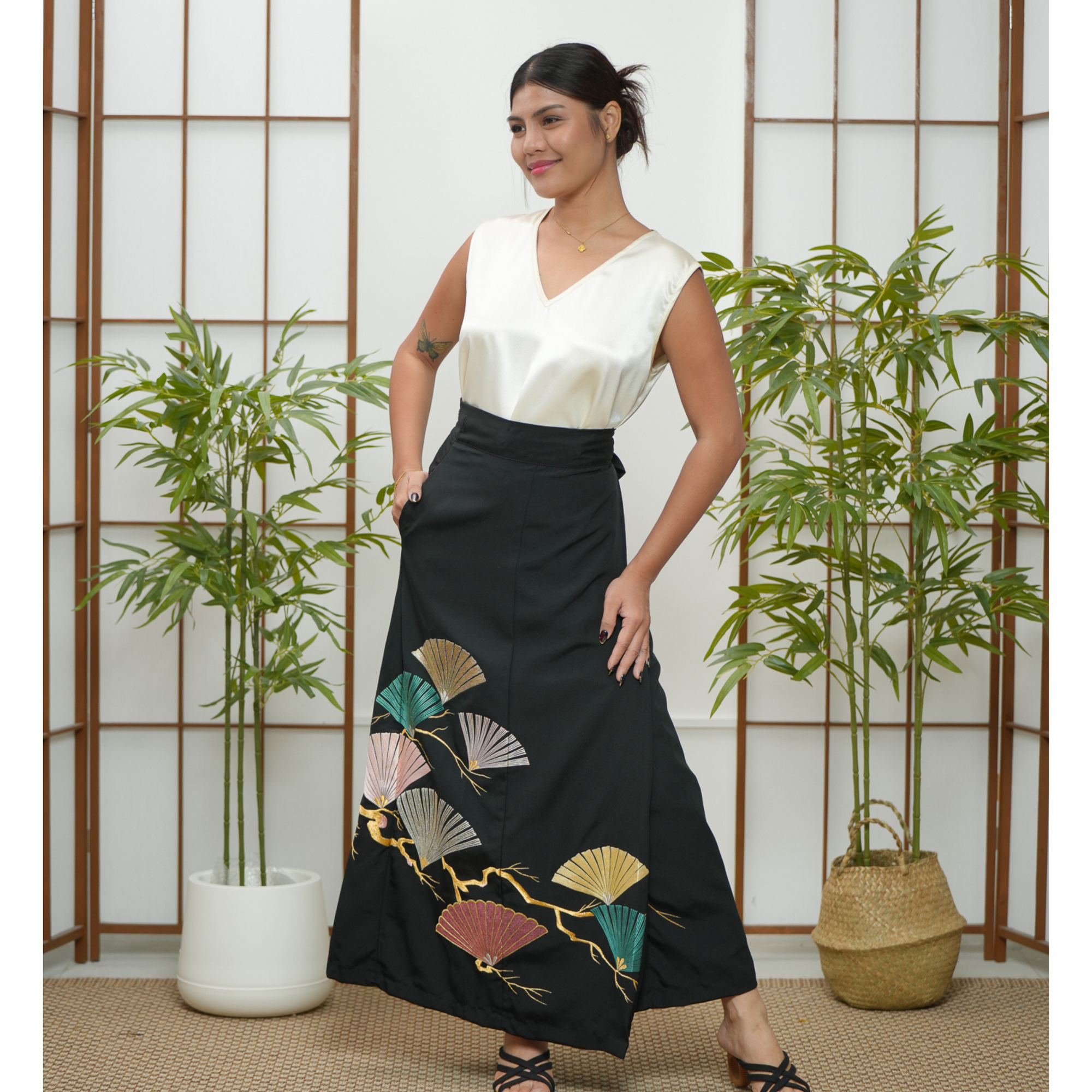 Premium On-hand: Black Wrap Skirt | WS7863Y | 1T