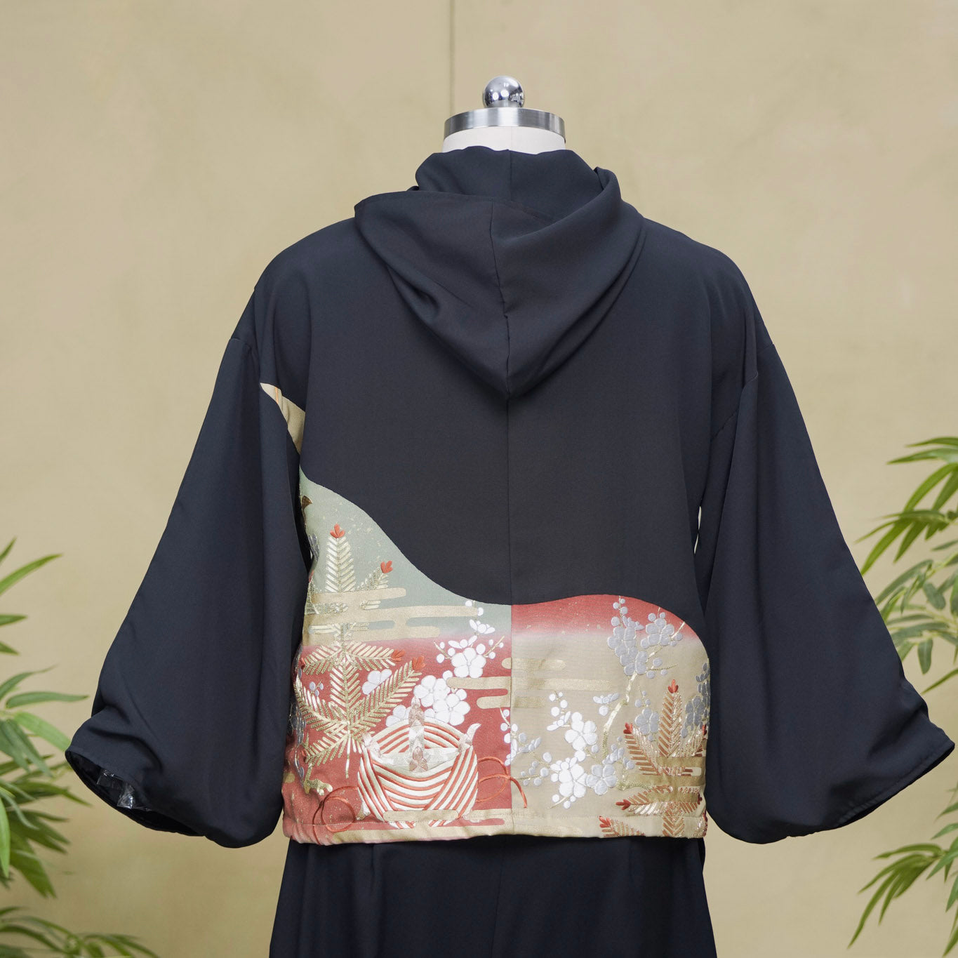 Premium On-hand: Black Hoodie With Zipper | HWZ8323Y