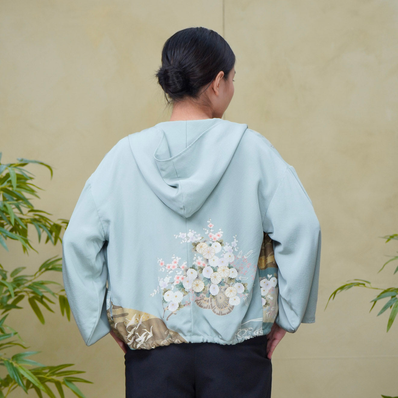 Premium On hand: Green Kodomo Hoodie | HK8089Y | Small
