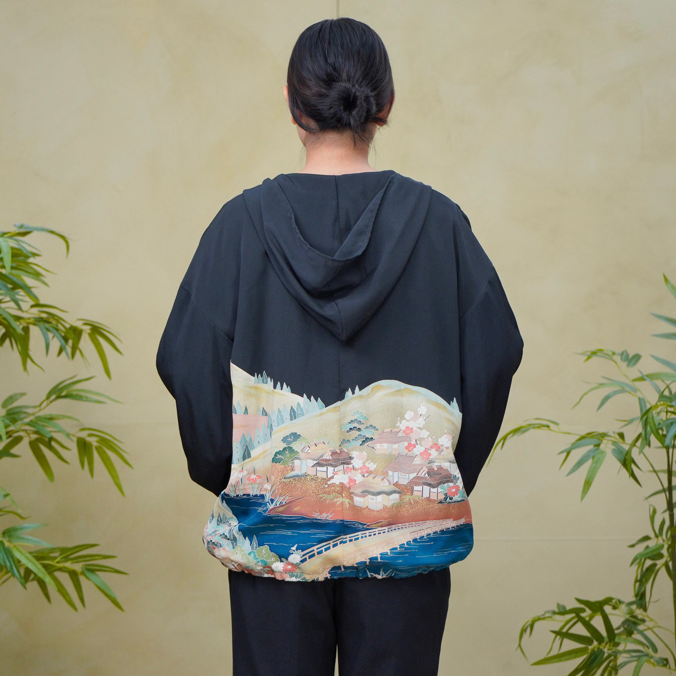 Premium On-hand: Black Hoodie | H8235Y
