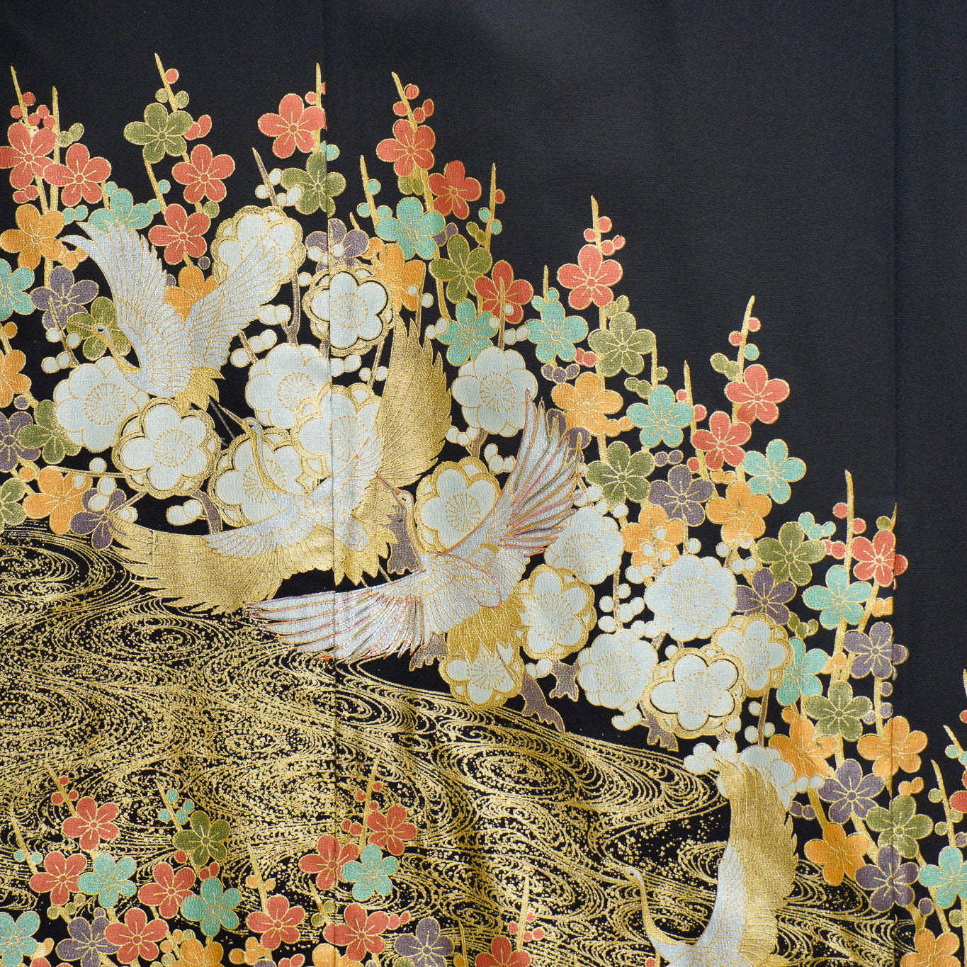 Embossed! Premium Sho Fabric: 0625_20 | Blossom Slopes