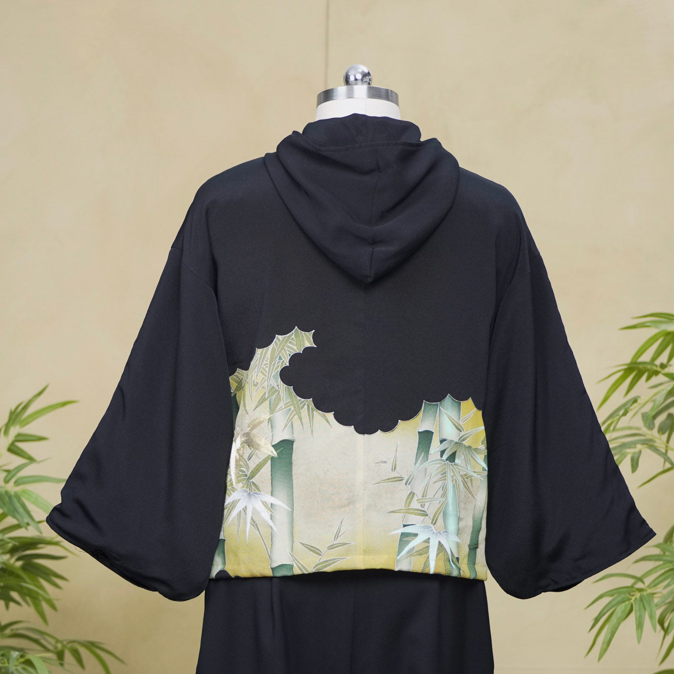 Premium On-hand: Black Hoodie With Zipper | HWZ8322Y