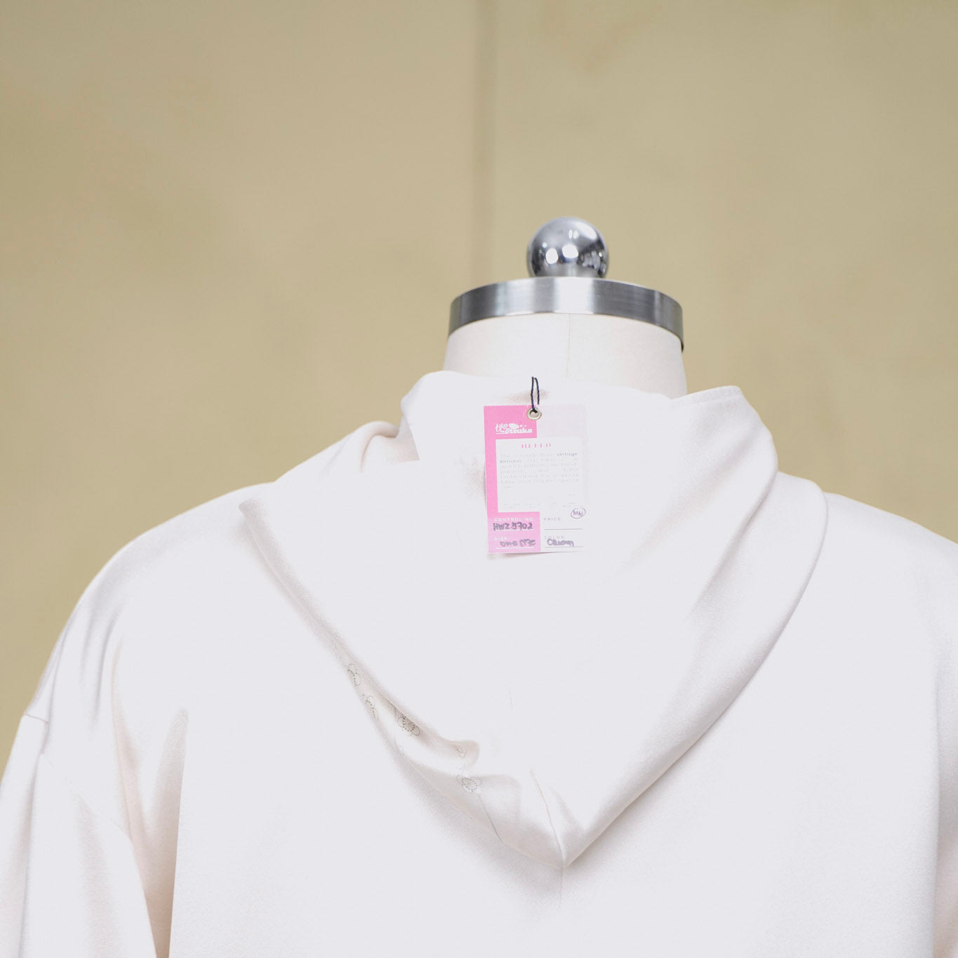 Premium On-hand: Cream Hoodie With Zipper | HWZ5702 (SO M)