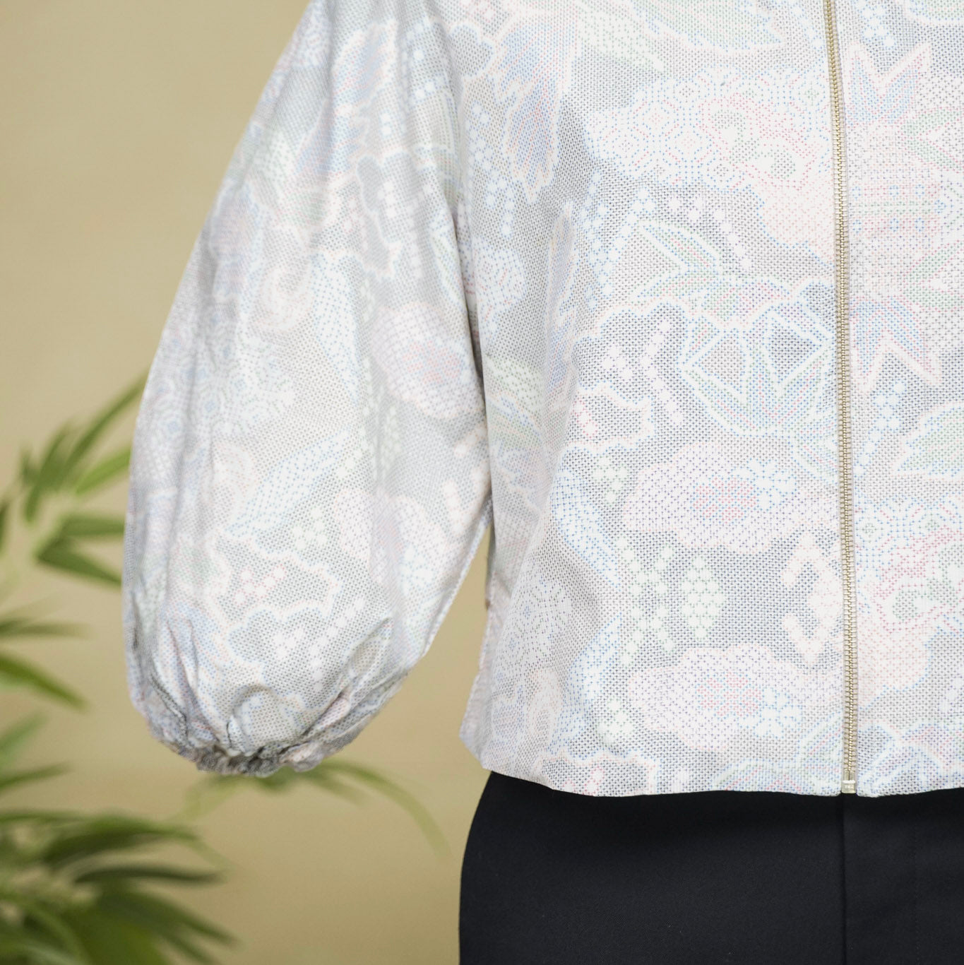Premium On-hand item: White Puff Jacket | XLB | PJ8366M (SO M)