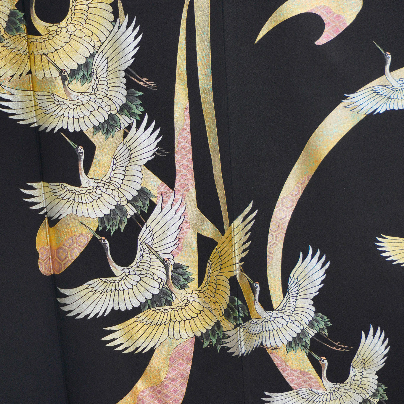 Premium Sho Fabric: 0625_21 | Golden Arcs