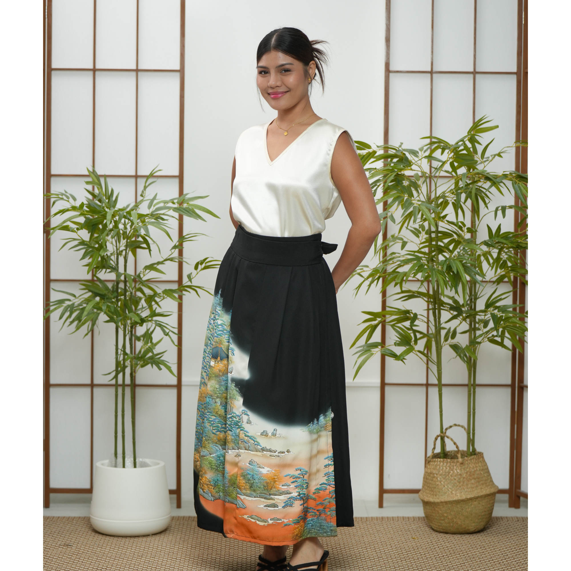 Premium On-hand: Black Hanbok Skirt | HS7744M | 1P