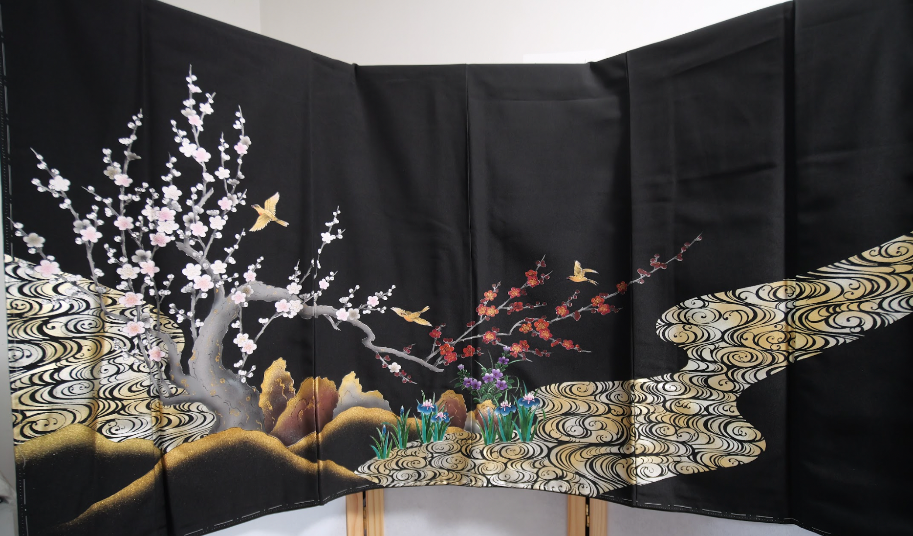 NALB (No Art Left Behind) Fabric: Black Nightfall Sakura | Gold river with Sakura
