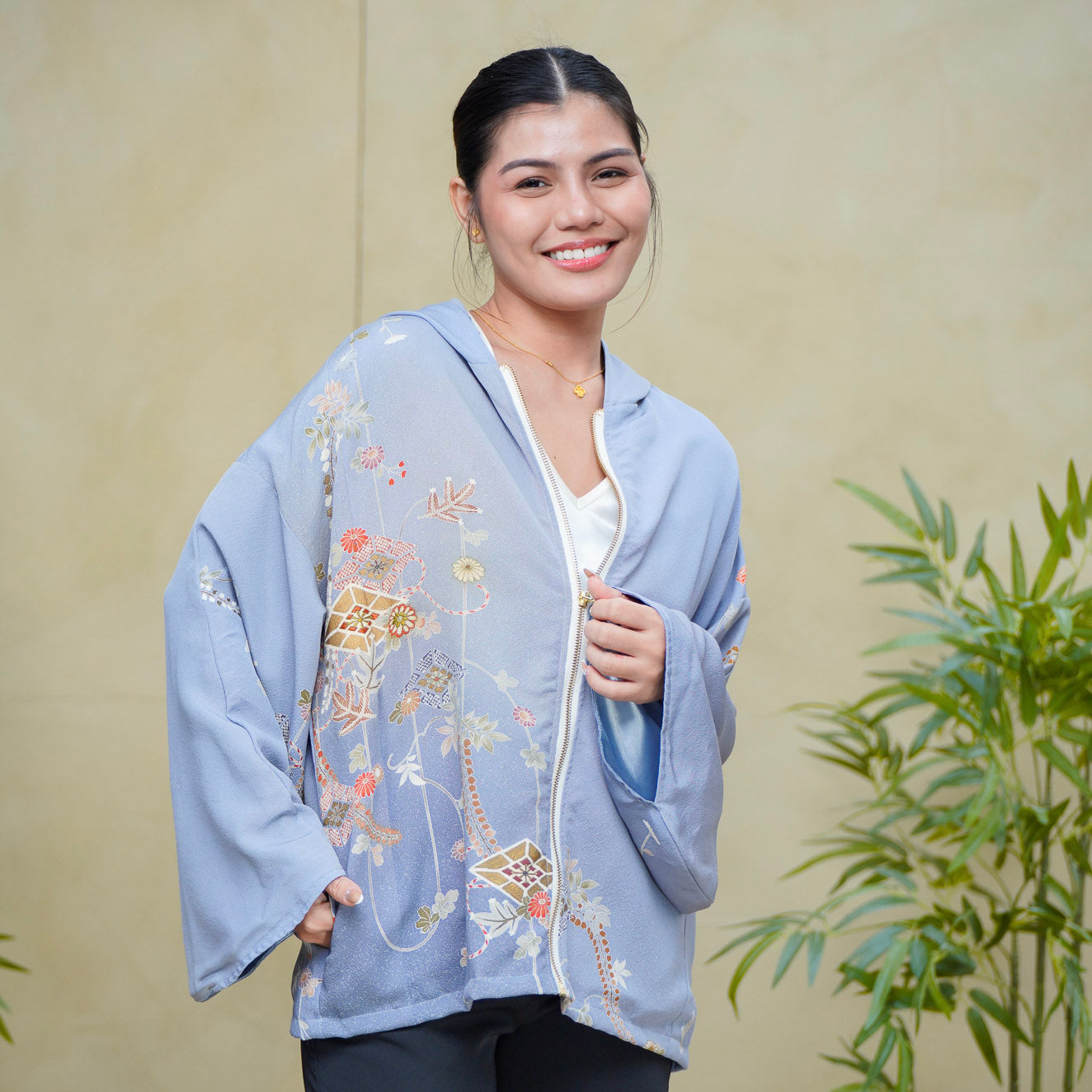 8k Hoodies On-hand: Blue Hoodie With Zipper | HWZ7908Y