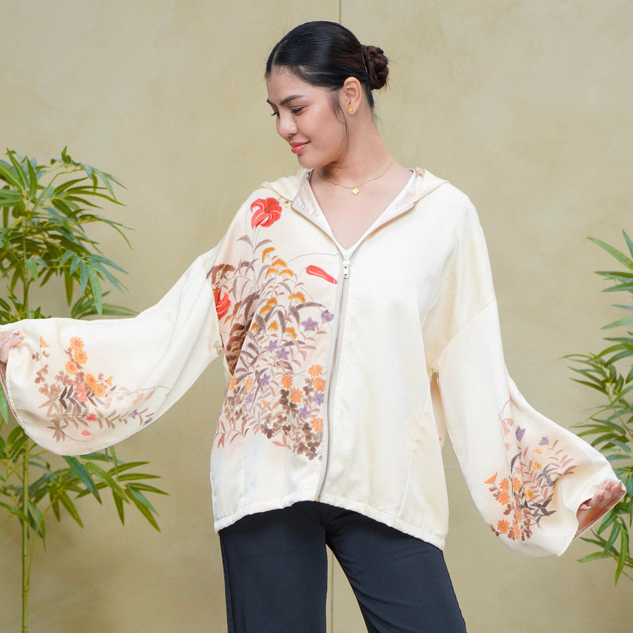 8k Hoodies On-hand: Cream Hoodie With Zipper | HWZ7892Y