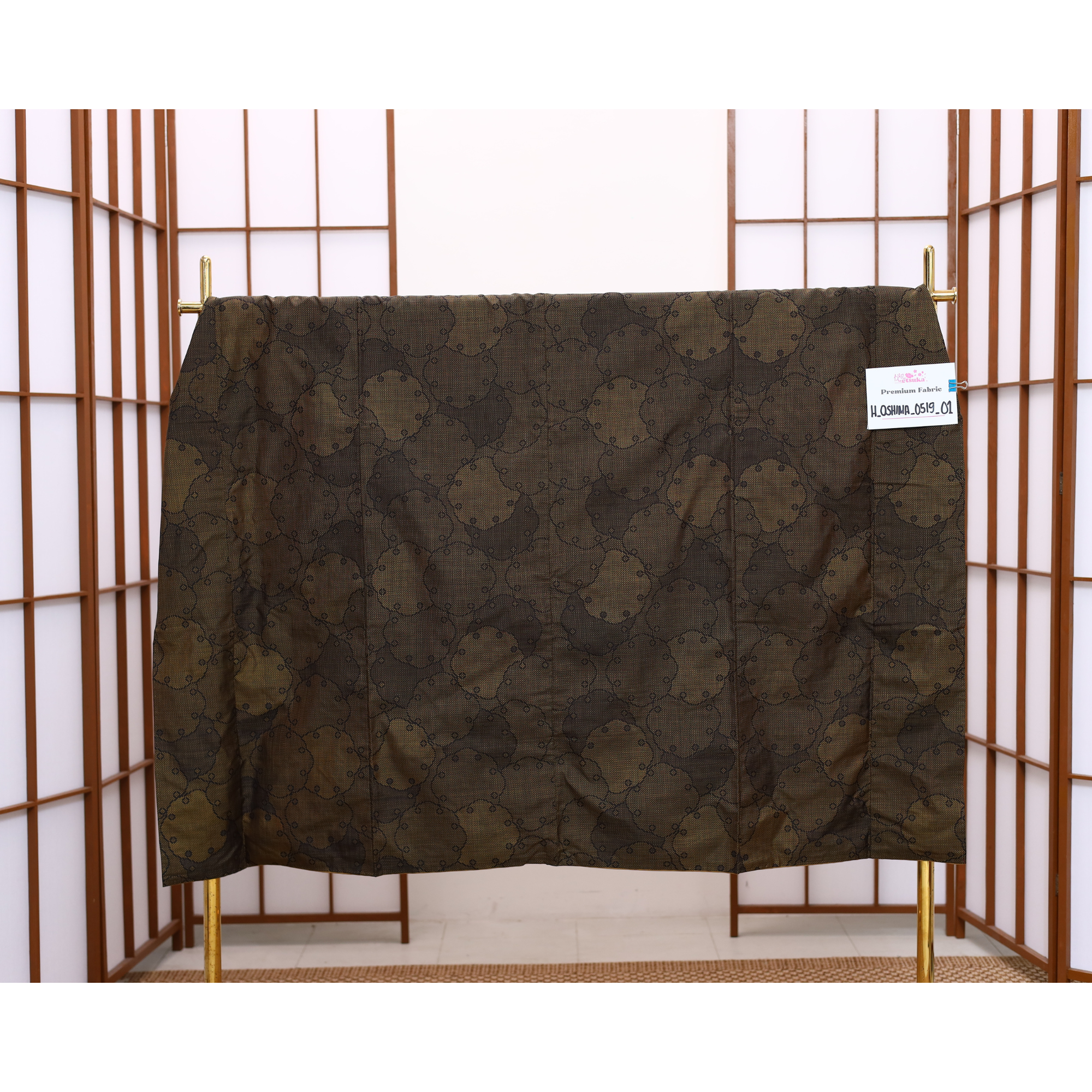 [certificate]Premium Oshima Fabric: 0519_01 | Whispering Vine
