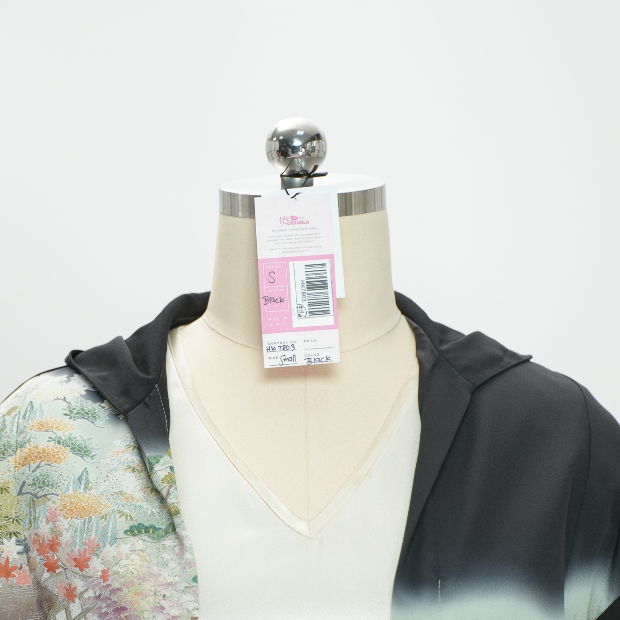Premium On-hand item: Black Kodomo Hoodie | HK7803 - beautiful yuzen!
