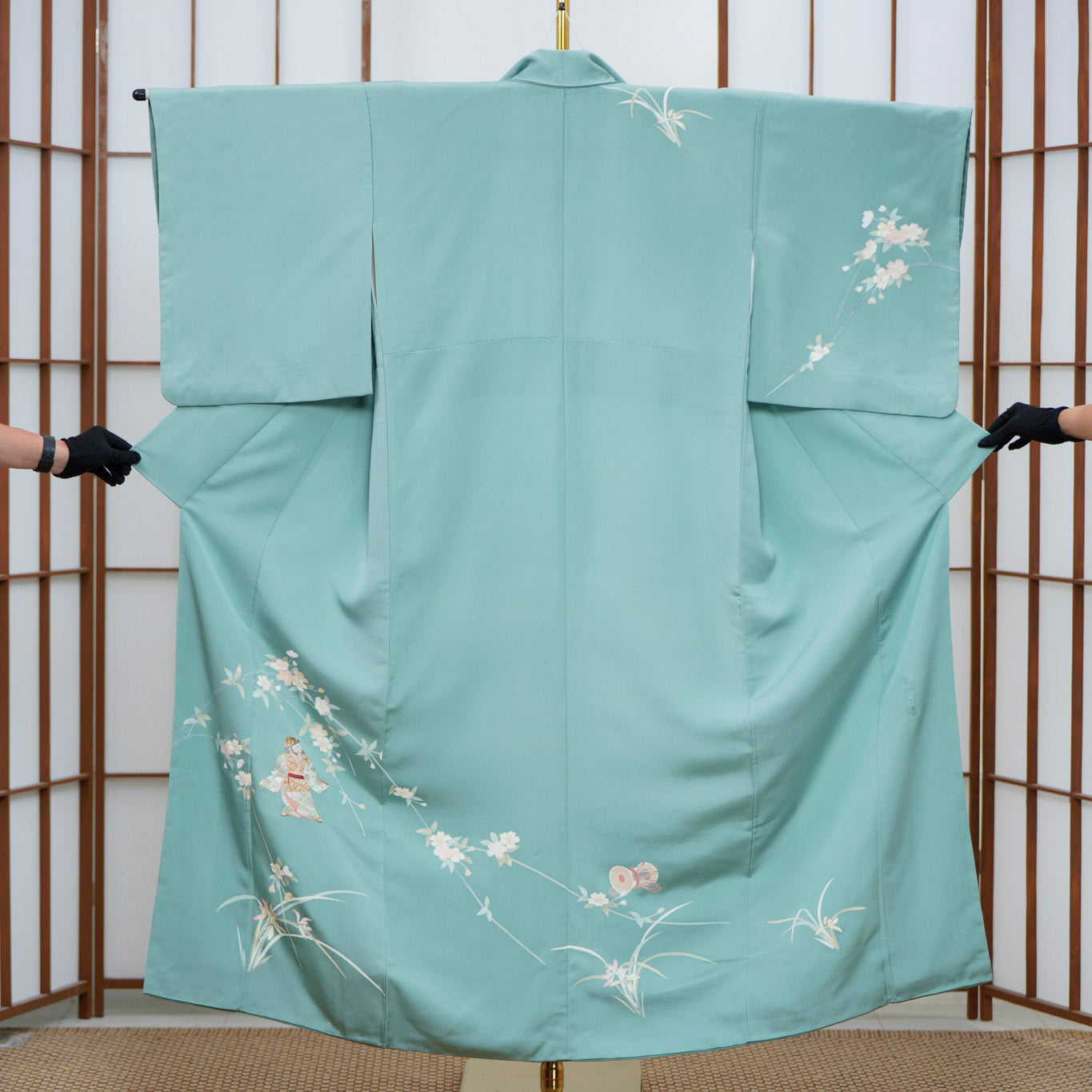 TYSB15: Aquamarine Blossoms