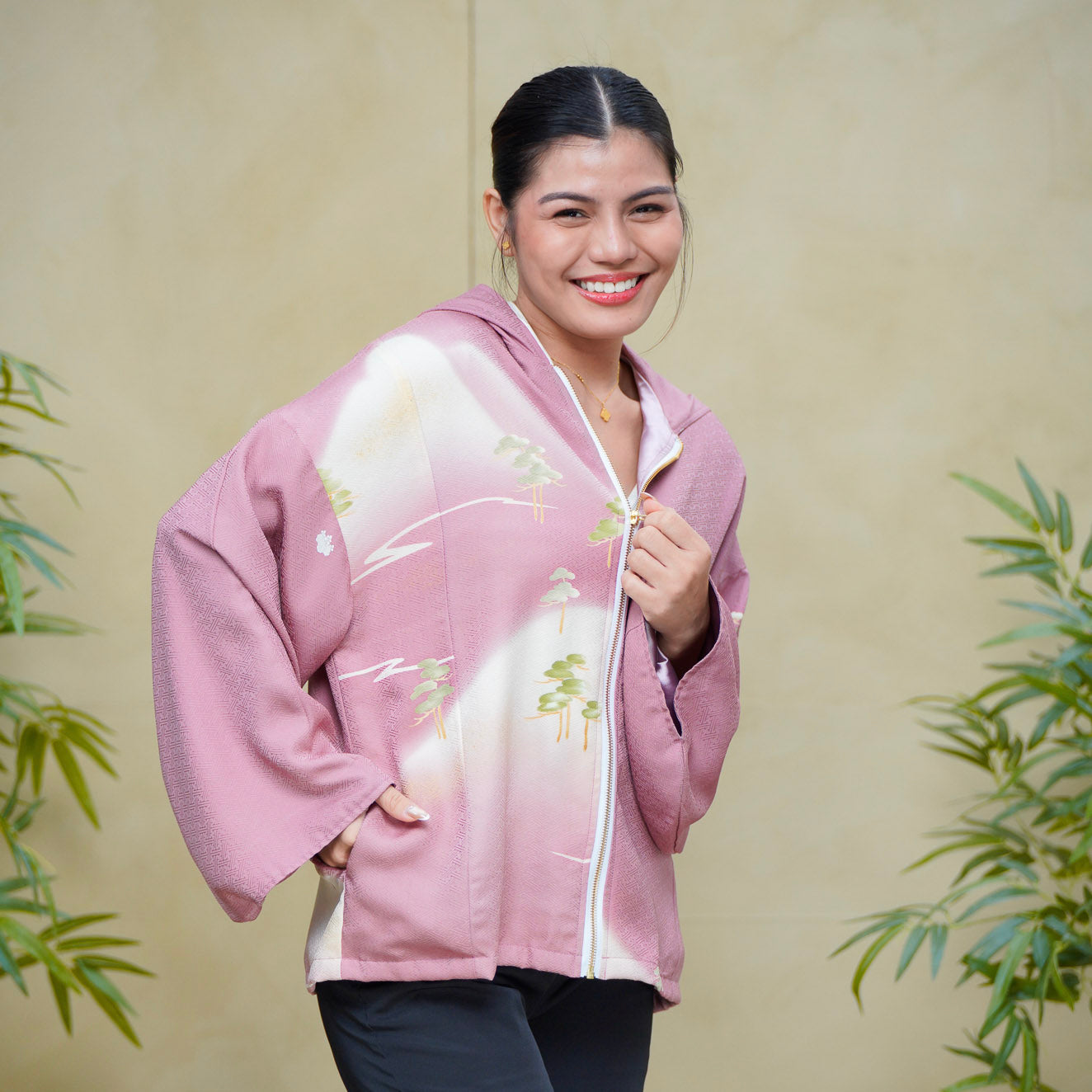 8k Hoodies On-hand: Pink Hoodie With Zipper | HWZ7959Y