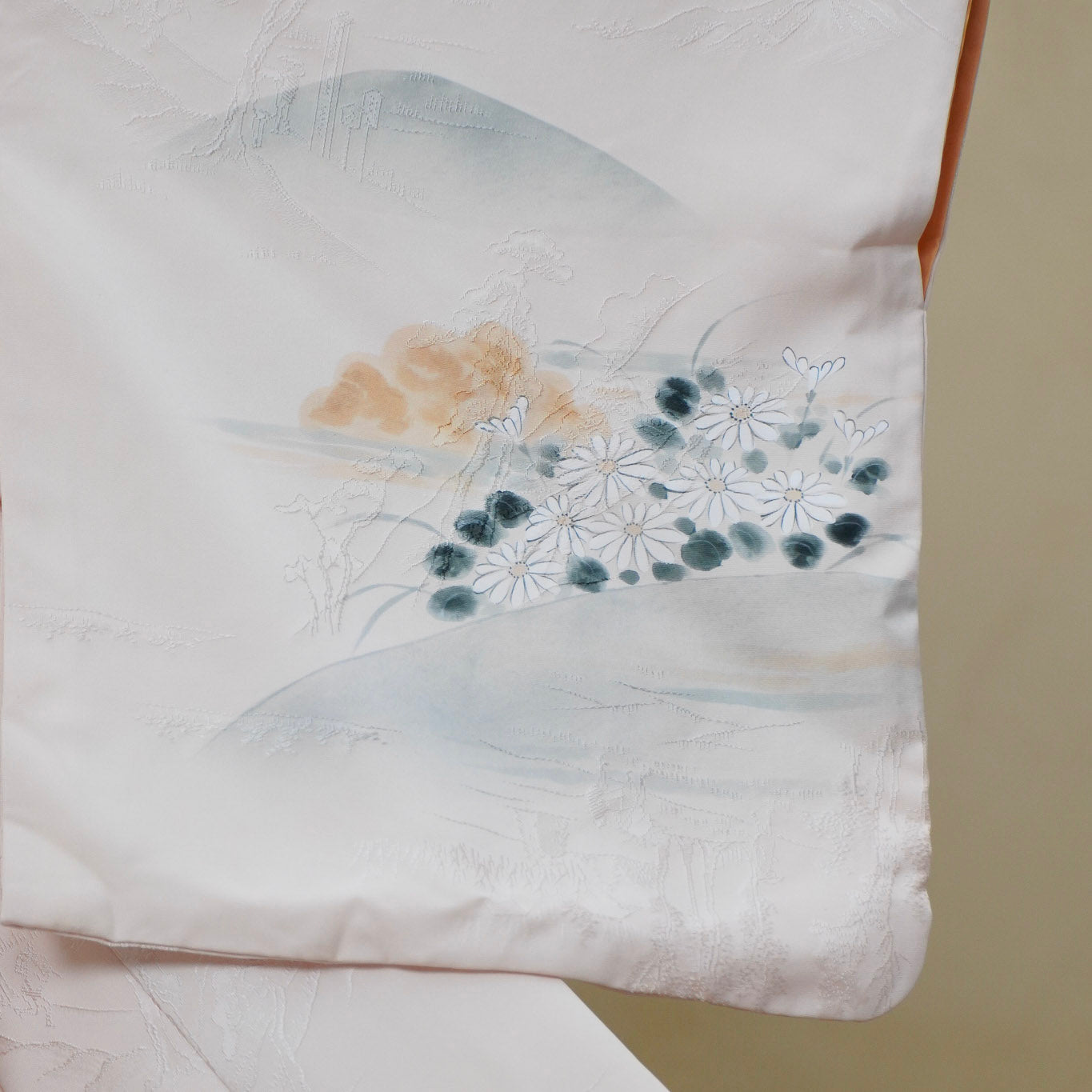 Pre-Birthday Fabric: REG0828-19 | Peony Village