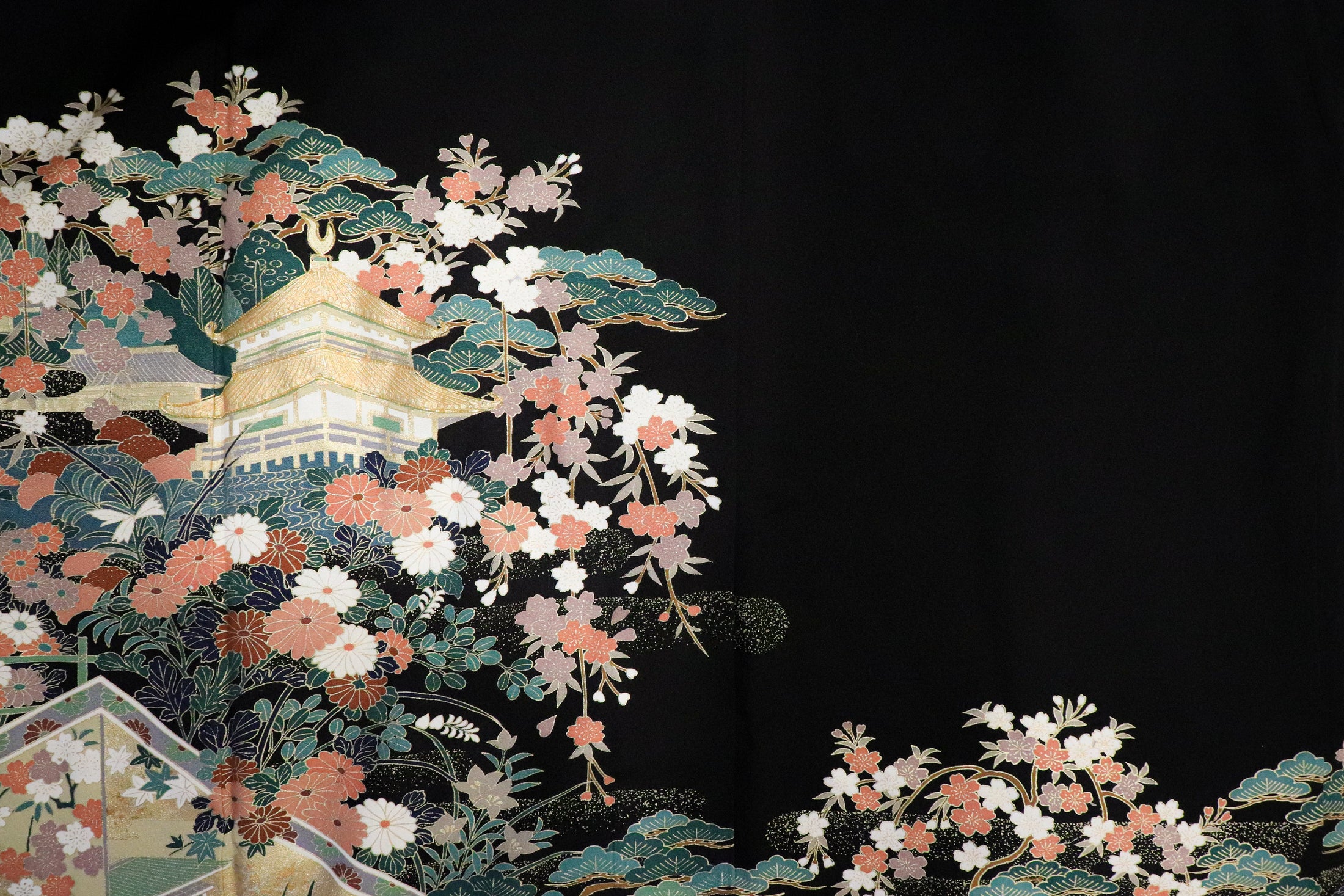 Valentine's Premium Kimono: Pine and Flower Paradise