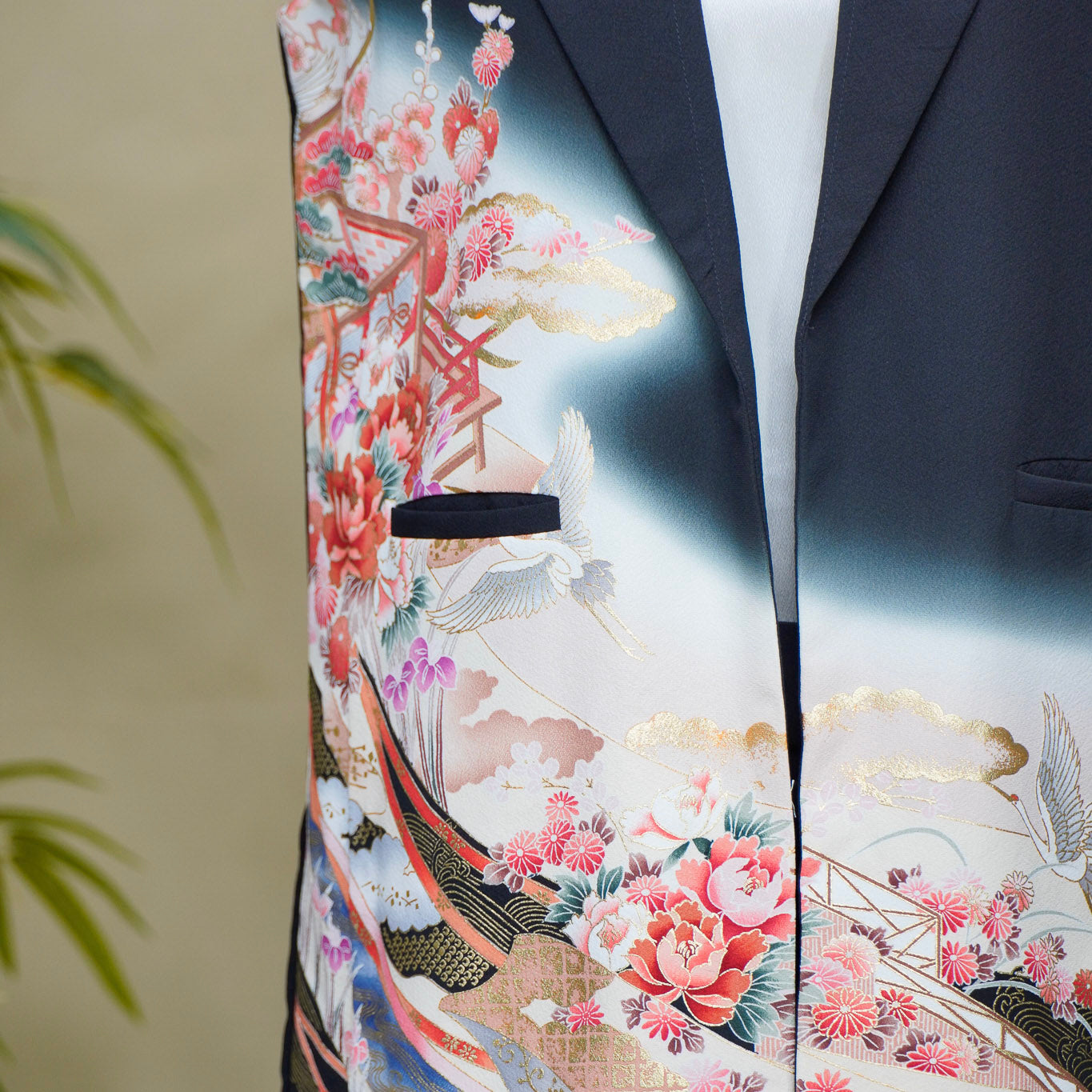 Premium On-hand: Black No sleeves suit jacket | Large | NSSJ8381M
