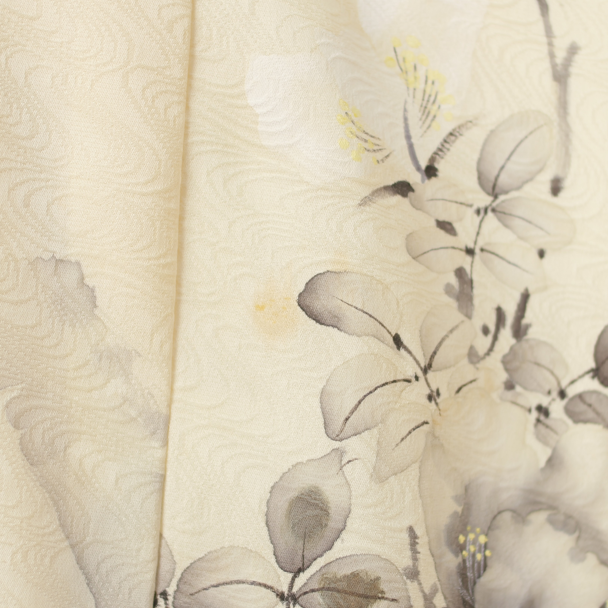 NALB - (No Art Left Behind) Fabric: 0126NALB-04 | Cream flowers