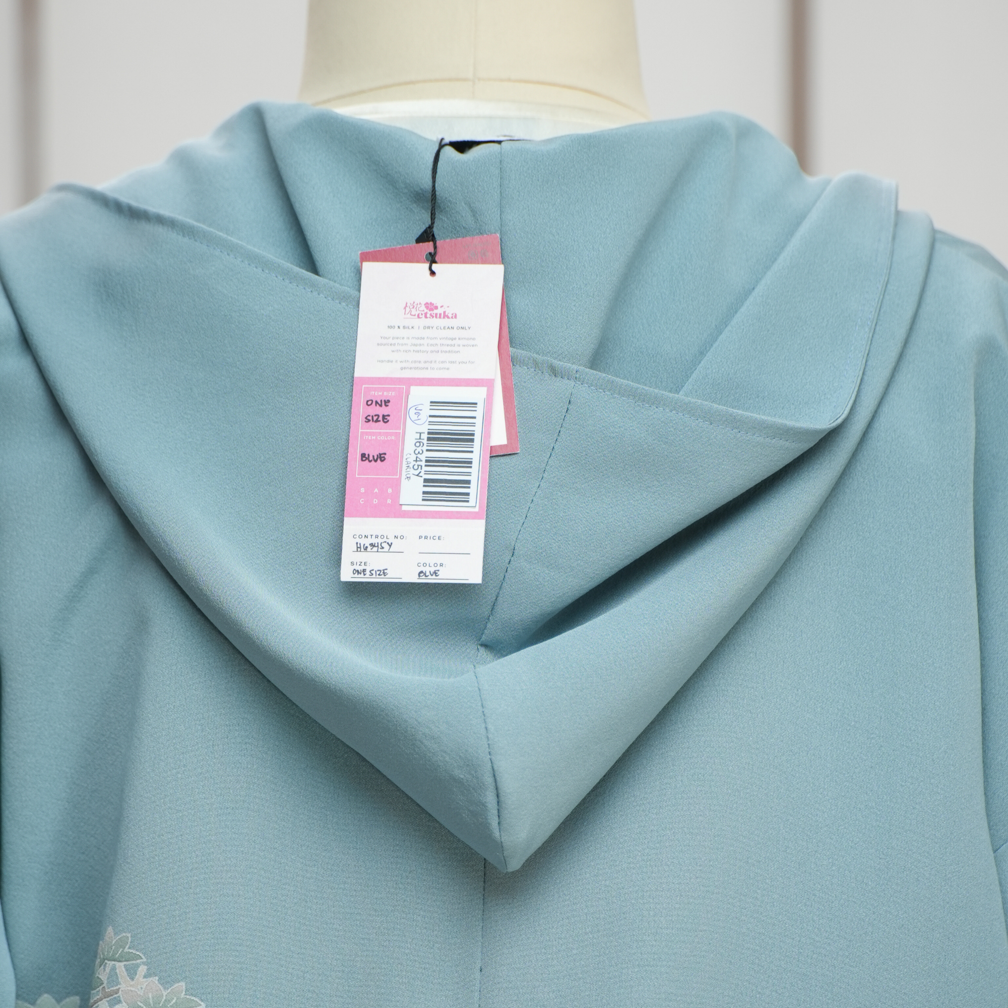 Premium On-hand: Blue Hoodie | H6345Y - Yuzen!
