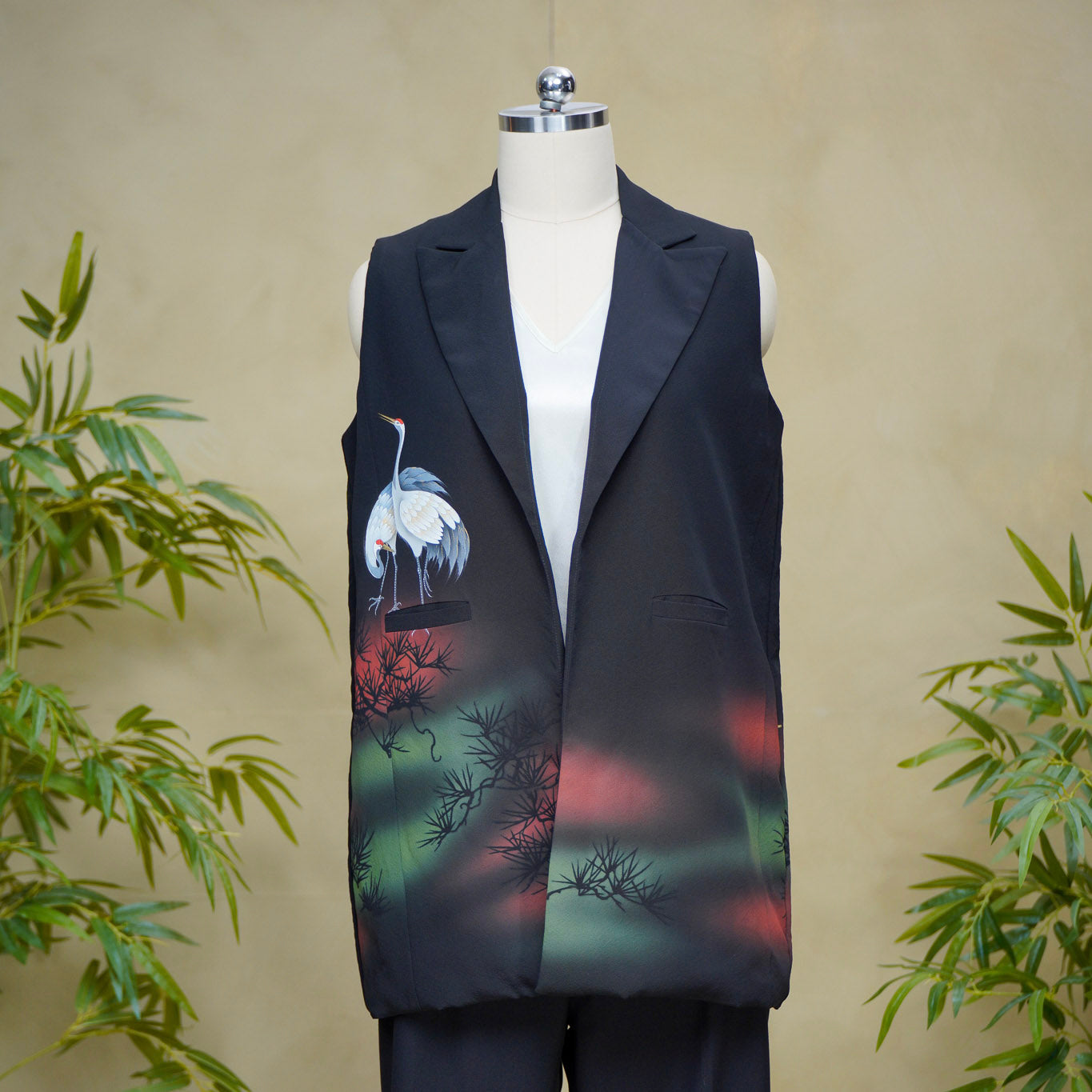 Premium On-hand: Black No sleeves suit jacket | XL | NSSJ7058M