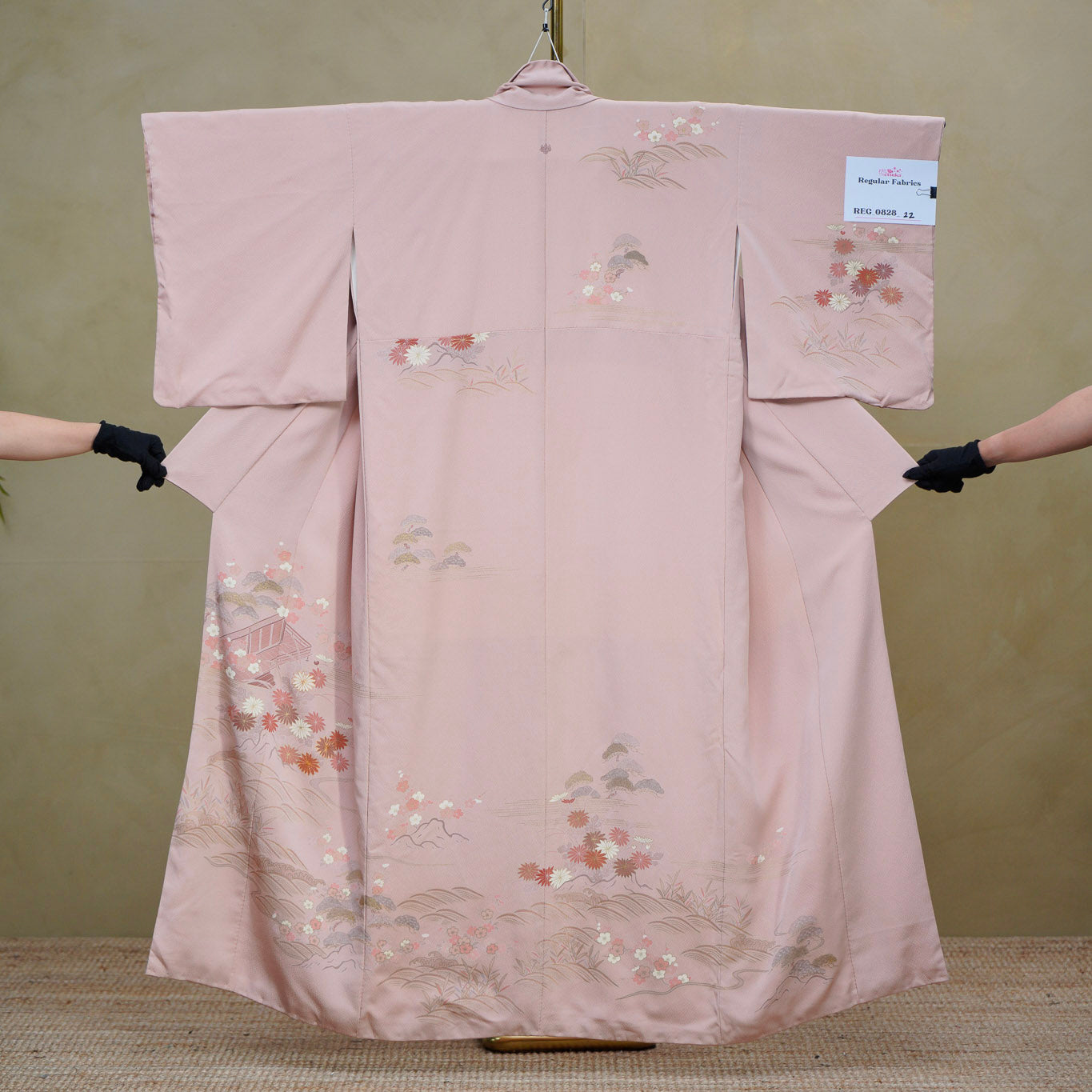 Pre-Birthday Fabric: REG0828-22 | Rosy Waves
